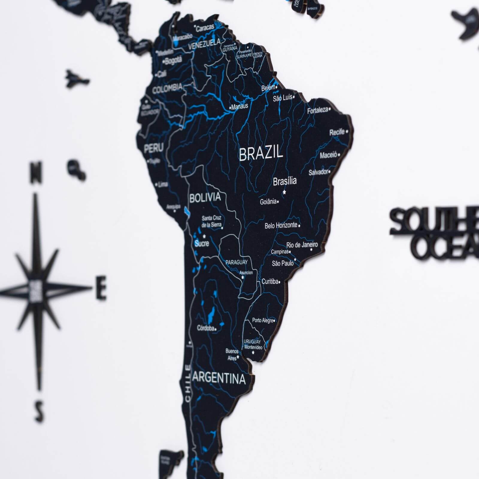 2D Wooden World Map Midnight - Image 9