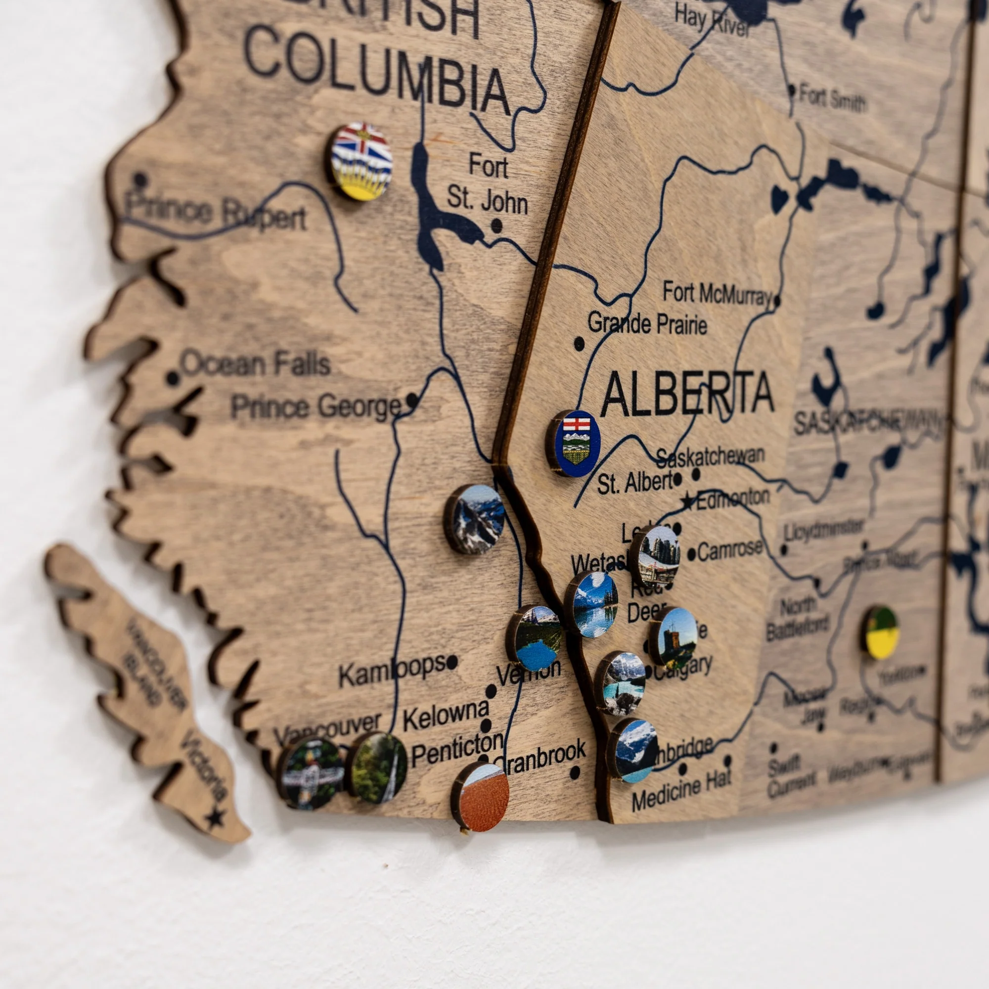 3D Wooden Map of Canada – Terra - Image 5