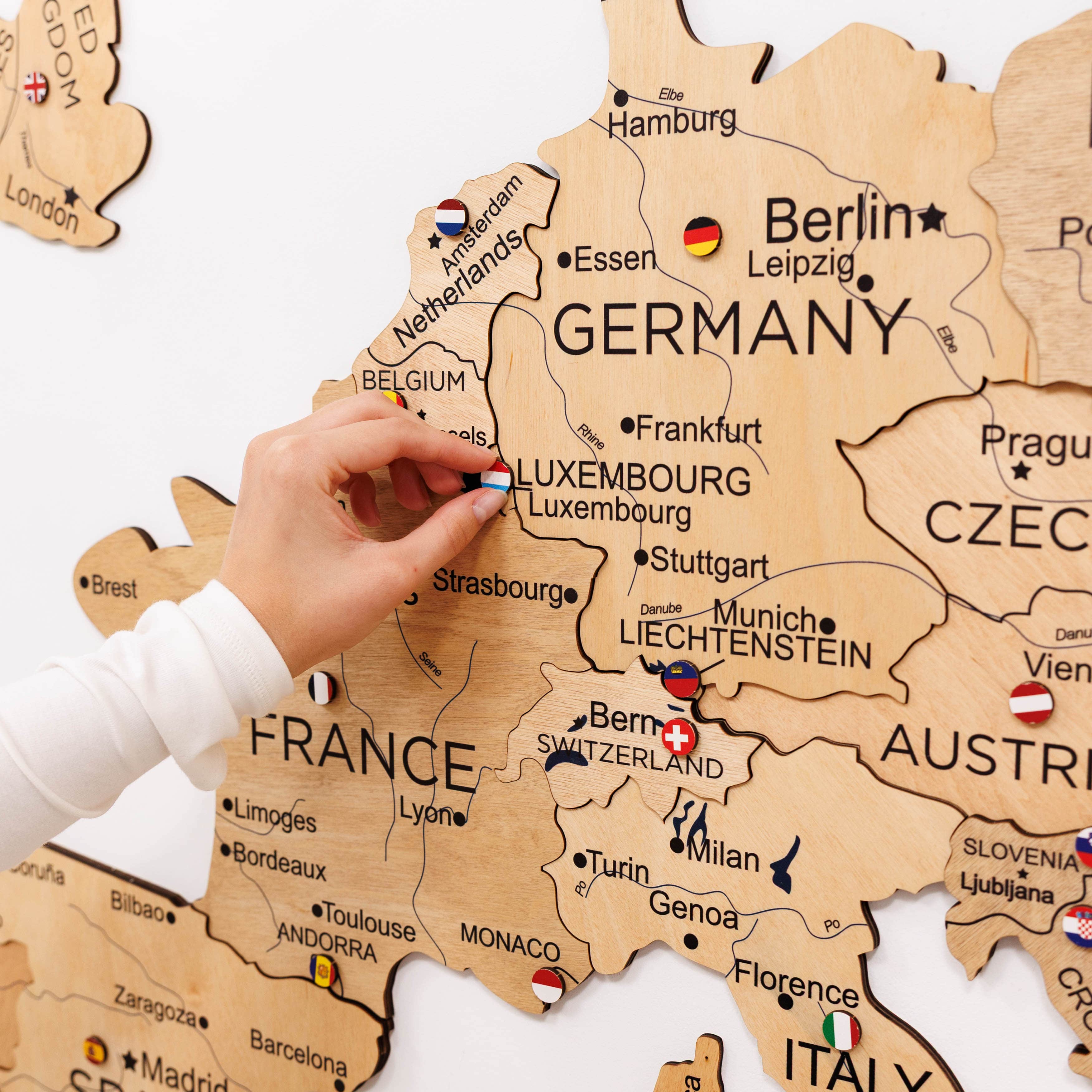 3D Europe Wooden Map Gold - Image 5