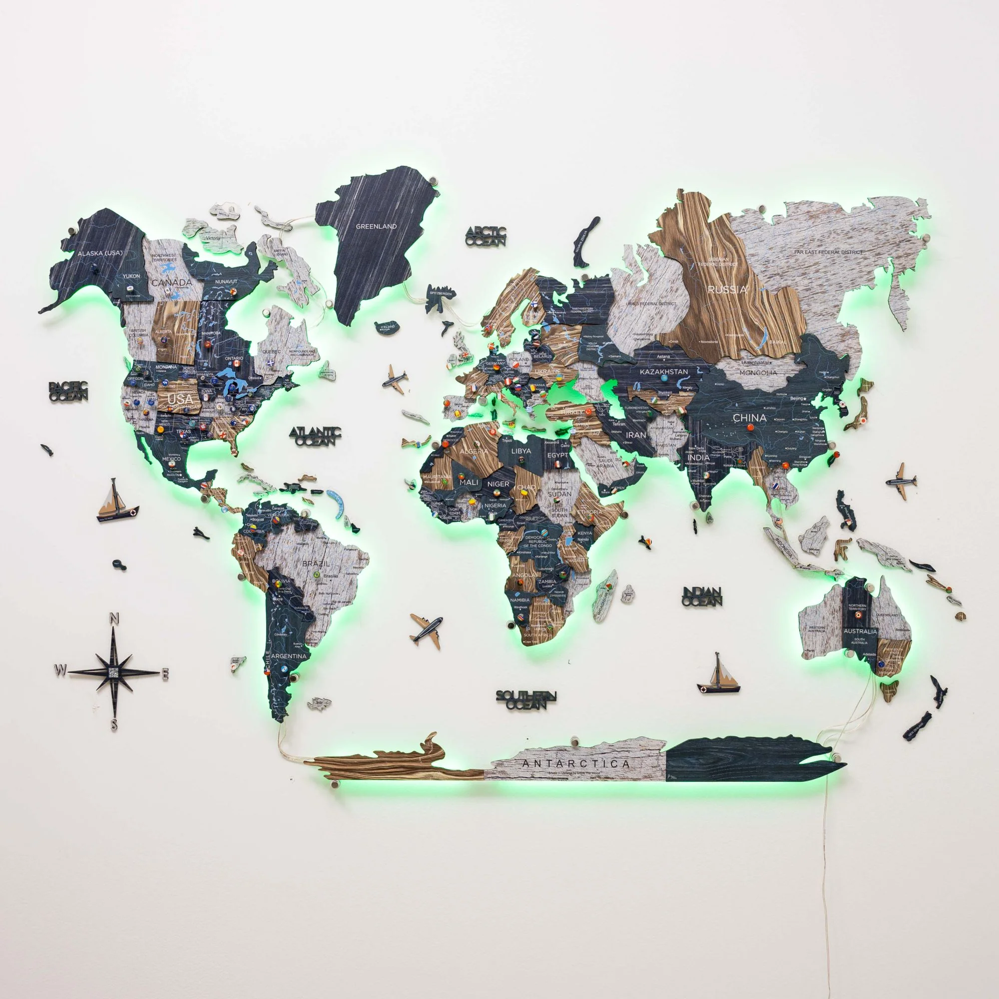 3D LED / LUMINOUS Wooden World Map 3.0 Mystery - Image 12