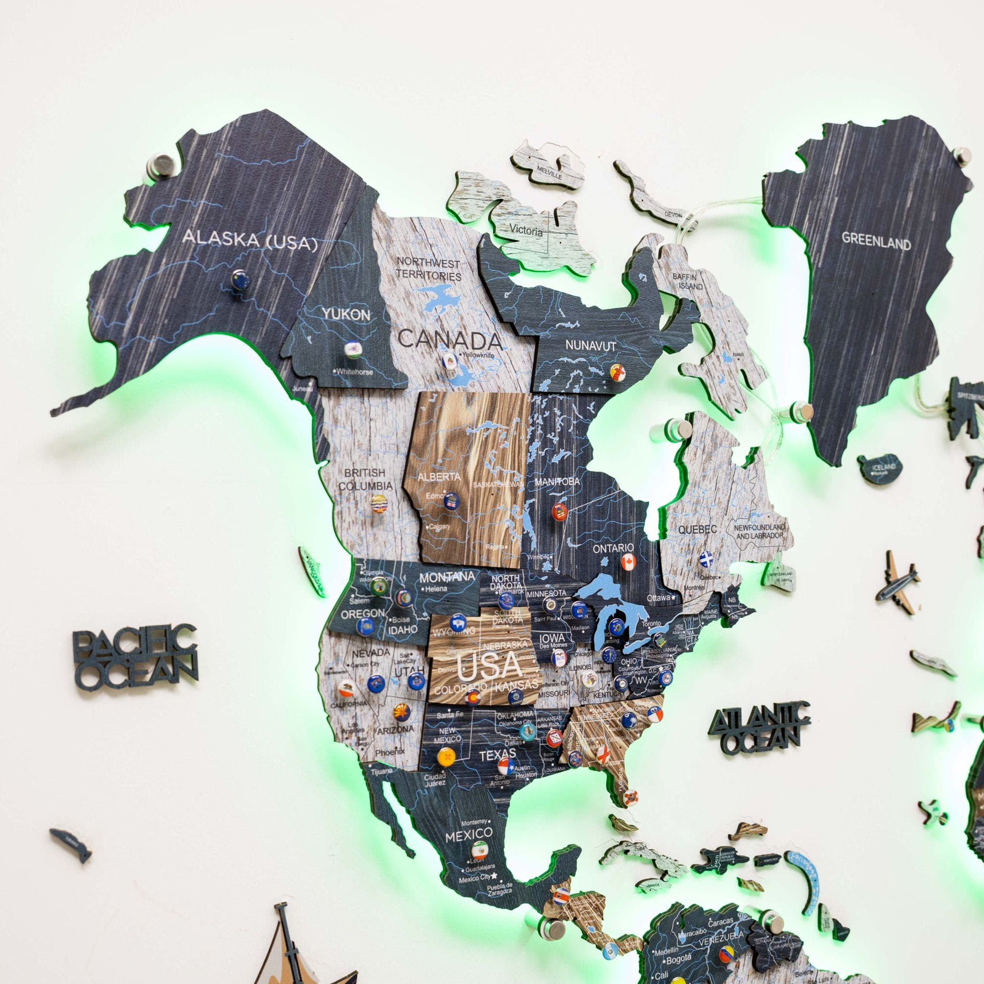3D LED / LUMINOUS Wooden World Map 3.0 Mystery - Image 13