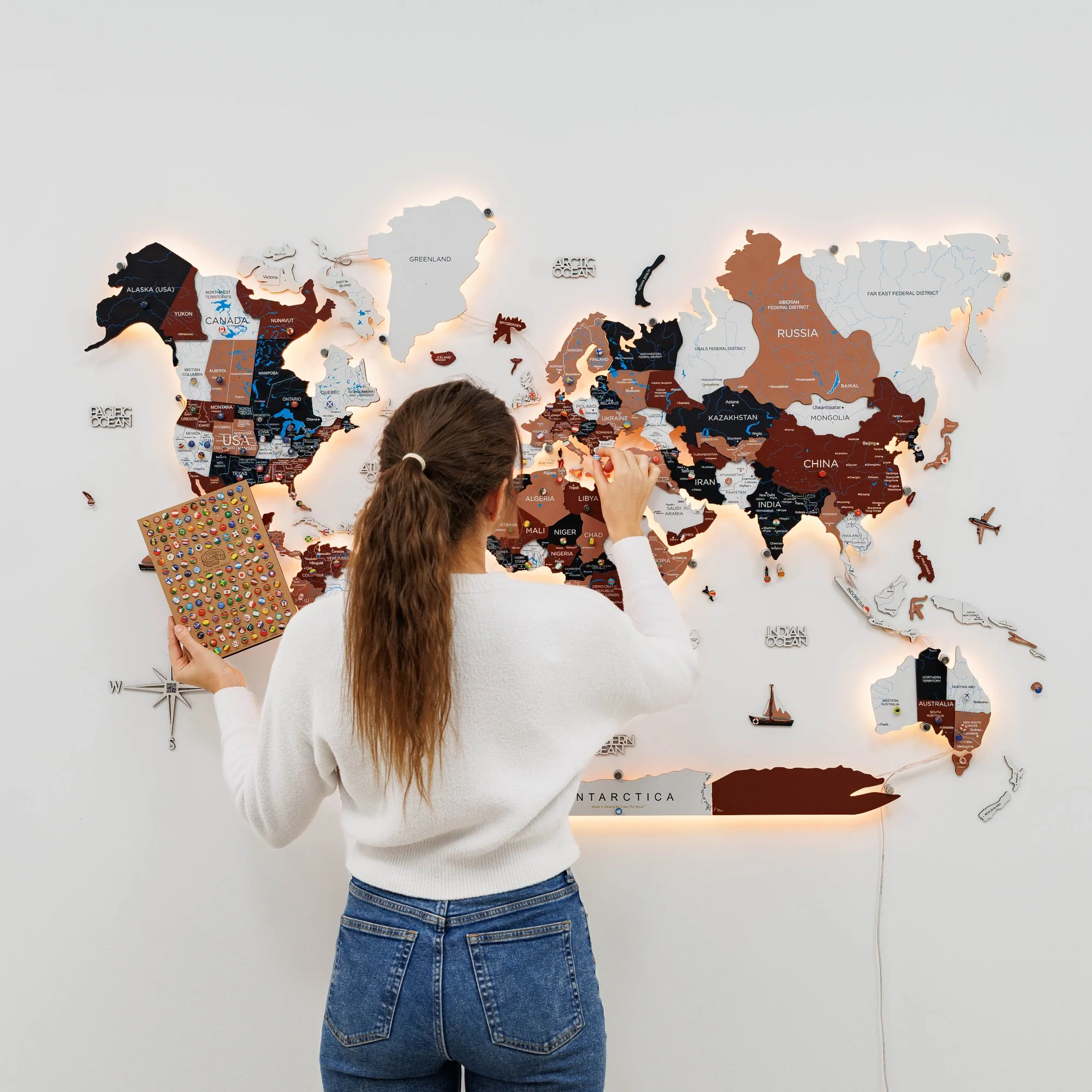 3D LED / LUMINOUS Wooden World Map 3.0 Rustic - Image 12