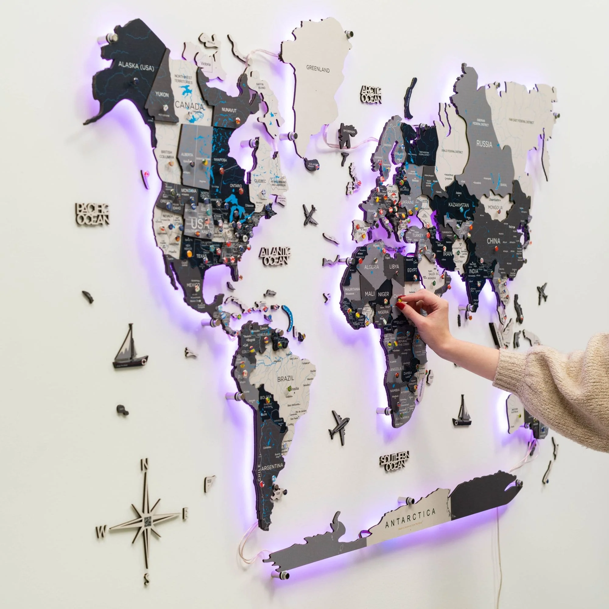 3D LED / LUMINOUS Wooden World Map 3.0 Nordik - Image 9