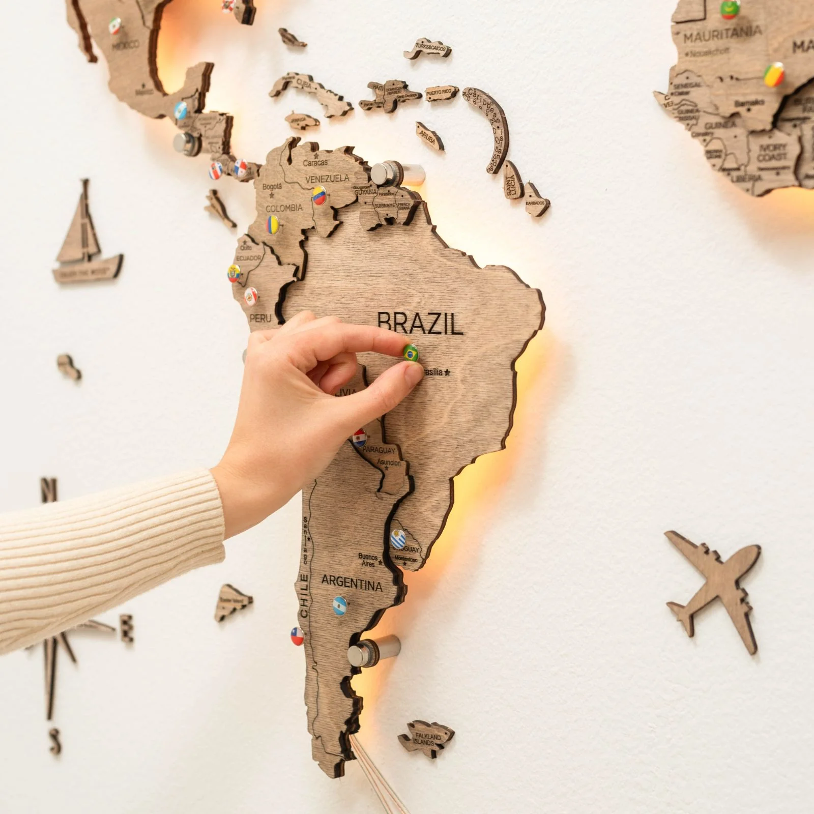 3D LED Wooden World Map 3.0 Terra - Image 7