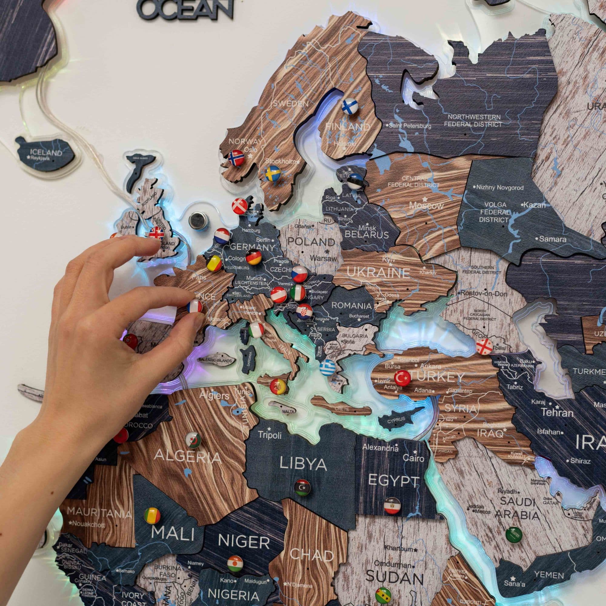 3D LUMINOUS LED Wooden World Map 2.0 Mystery - Image 8