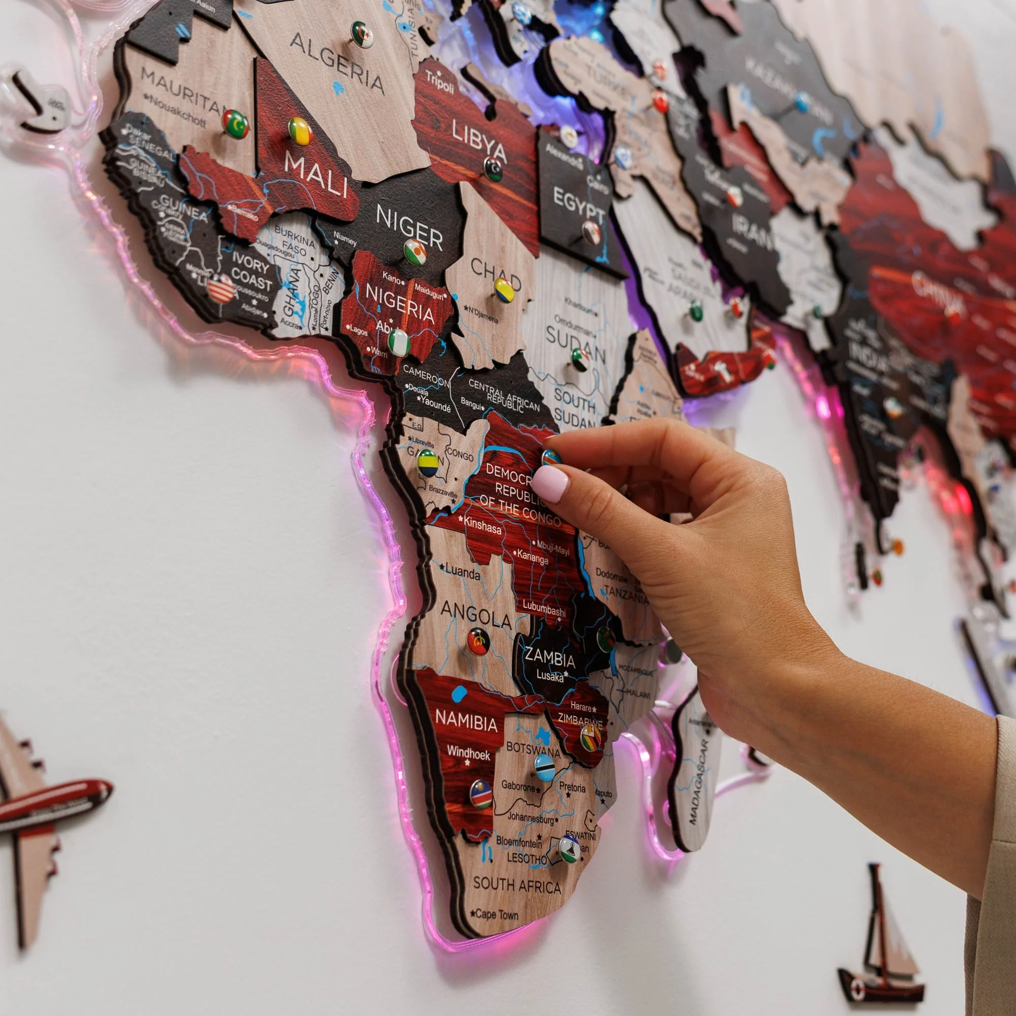 3D LUMINOUS LED Wooden World Map 2.0 Urban - Image 12