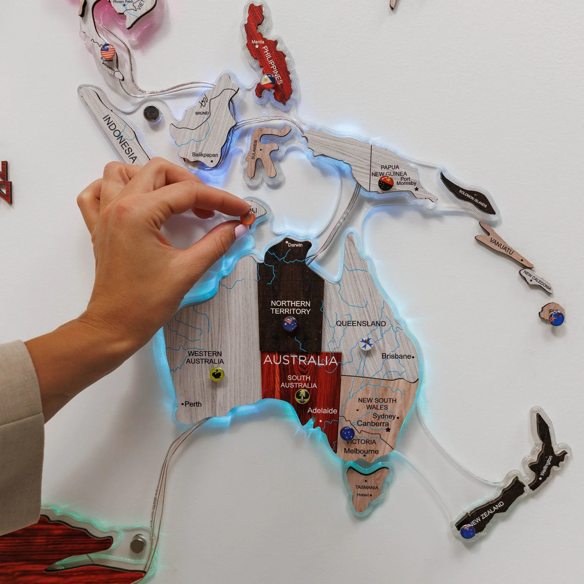 3D LUMINOUS LED Wooden World Map 2.0 Urban - Image 13
