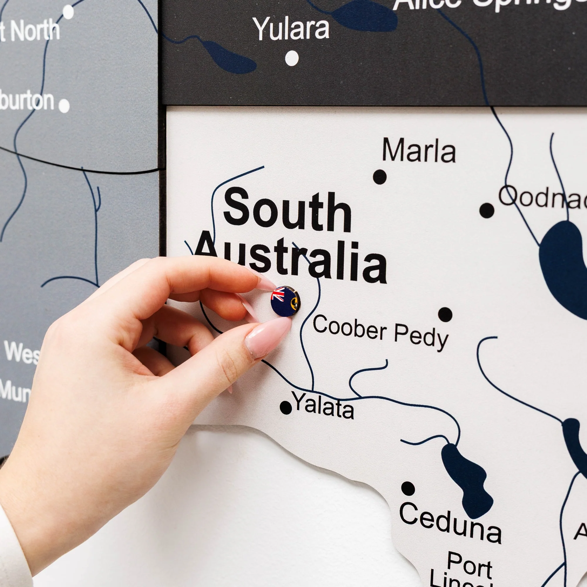 3D Wooden Map of Australia - Nordik - Image 5