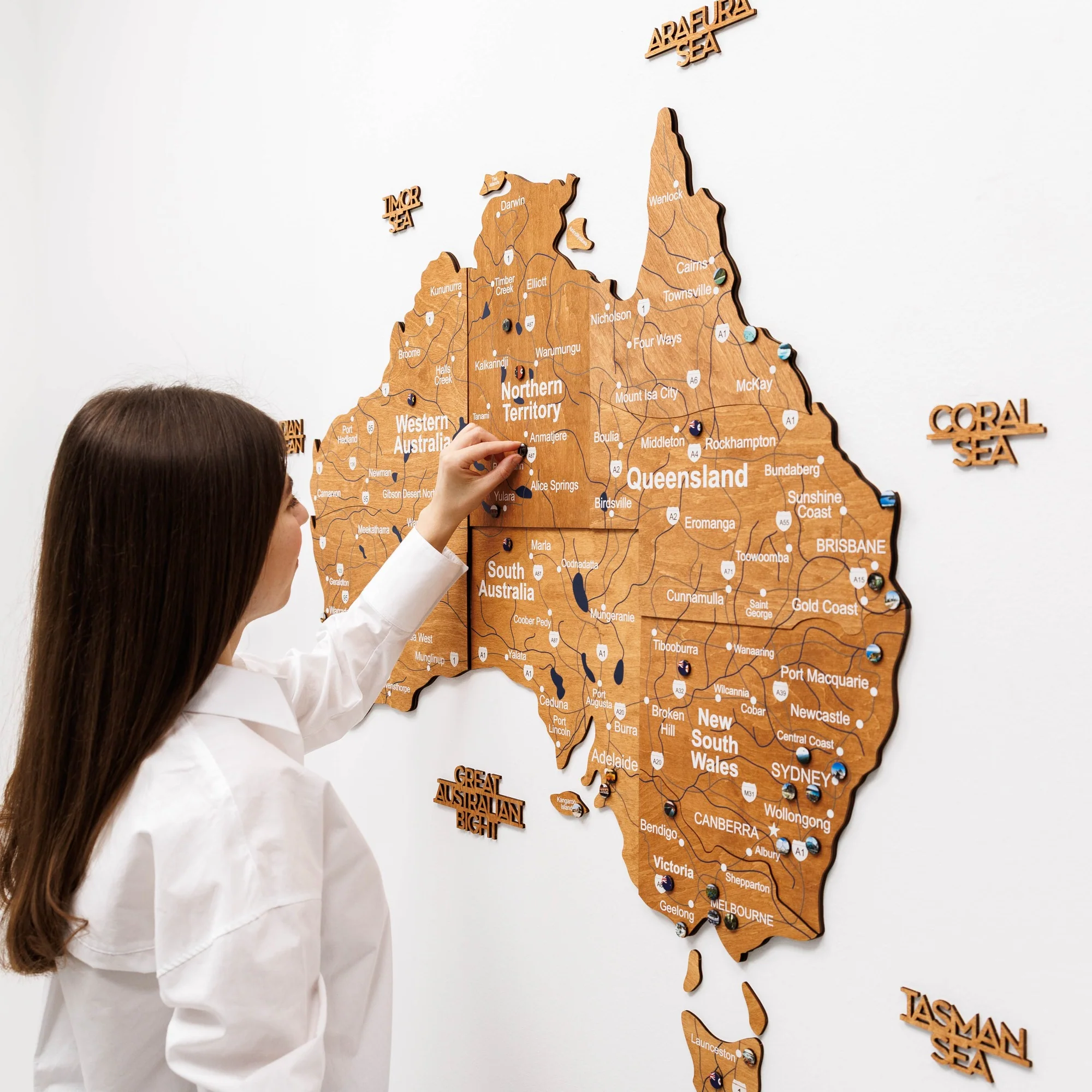 3D Wooden Map of Australia - Oak - Image 3