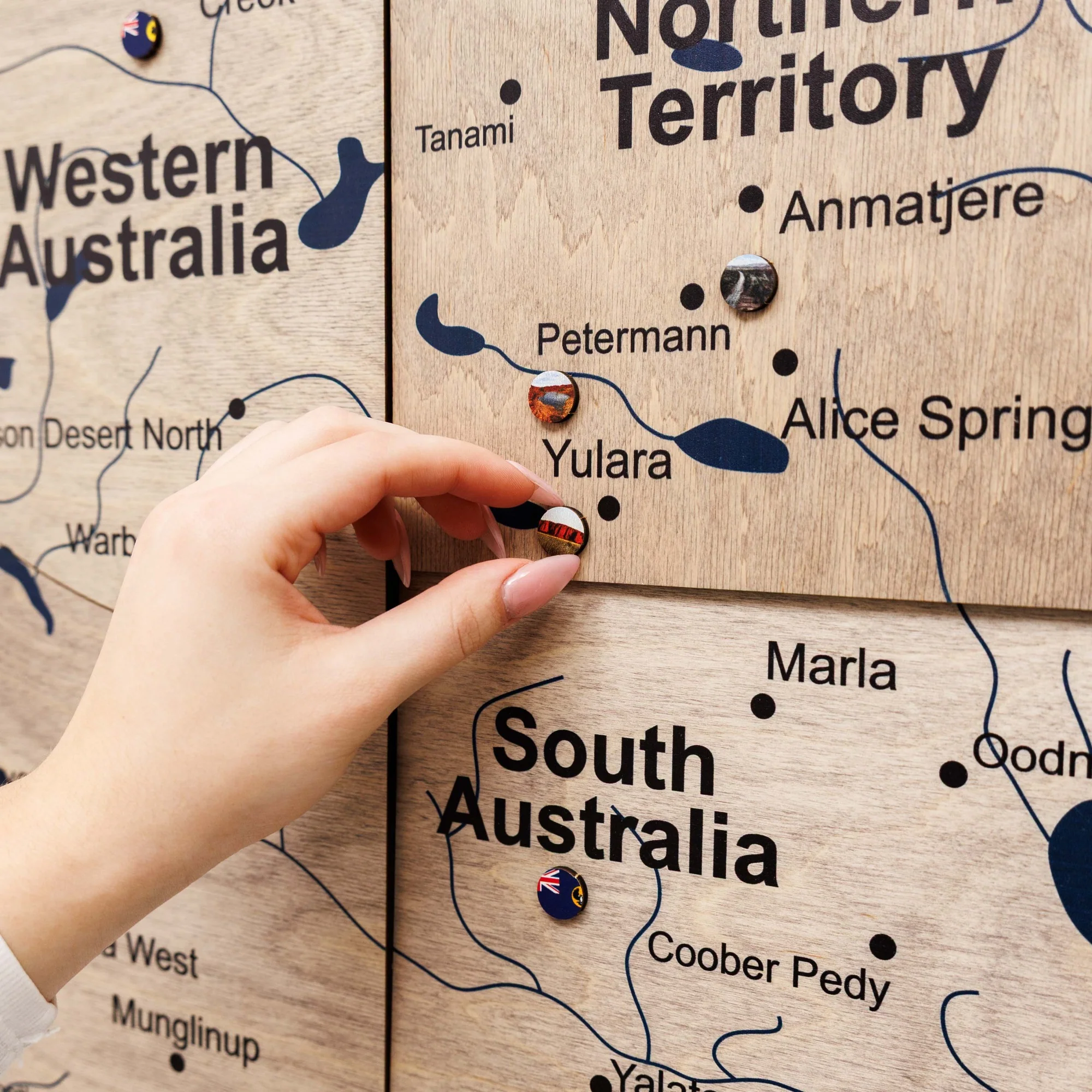 3D Wooden Map of Australia - Terra - Image 3