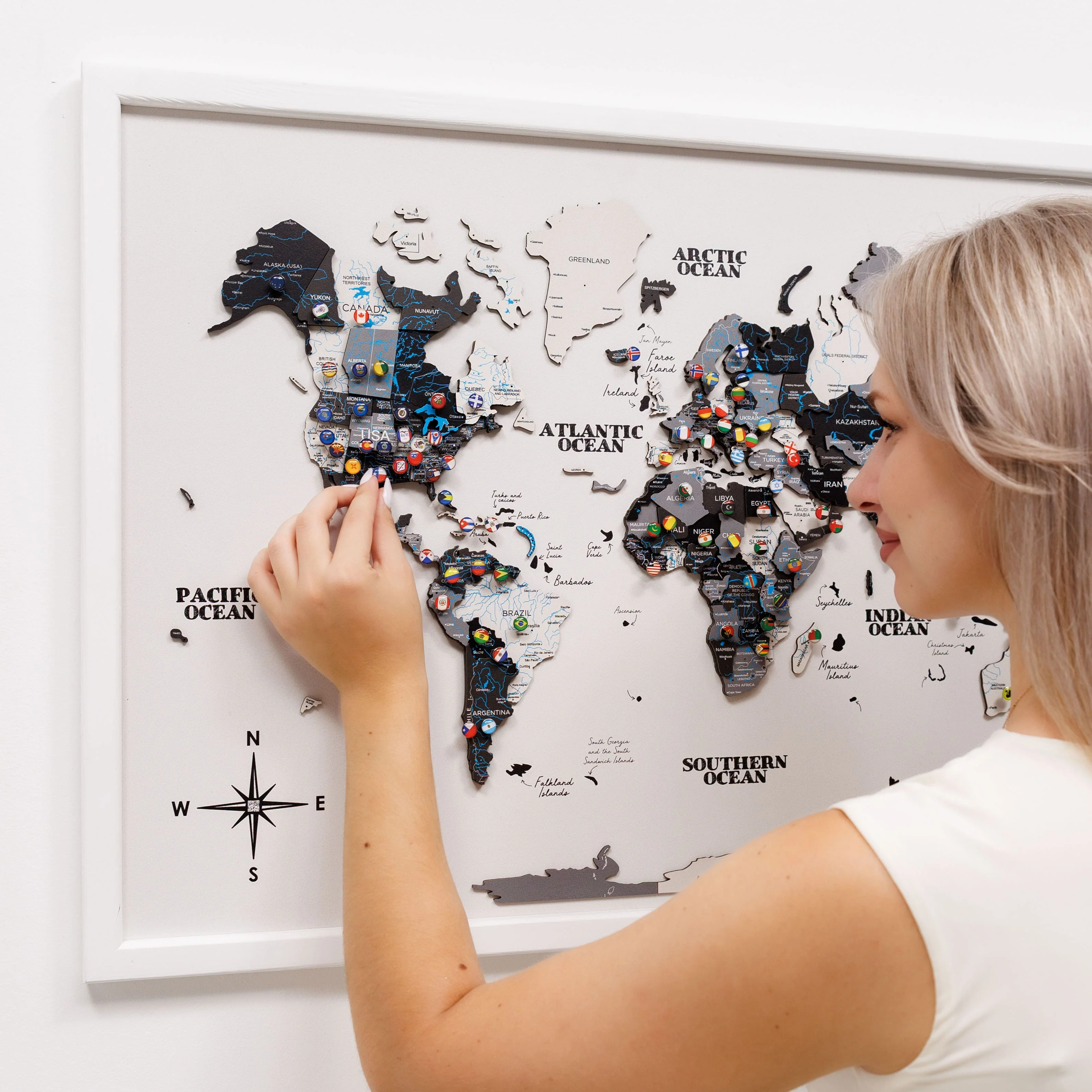 3D Wooden Panel World Map - Nordik - Image 6