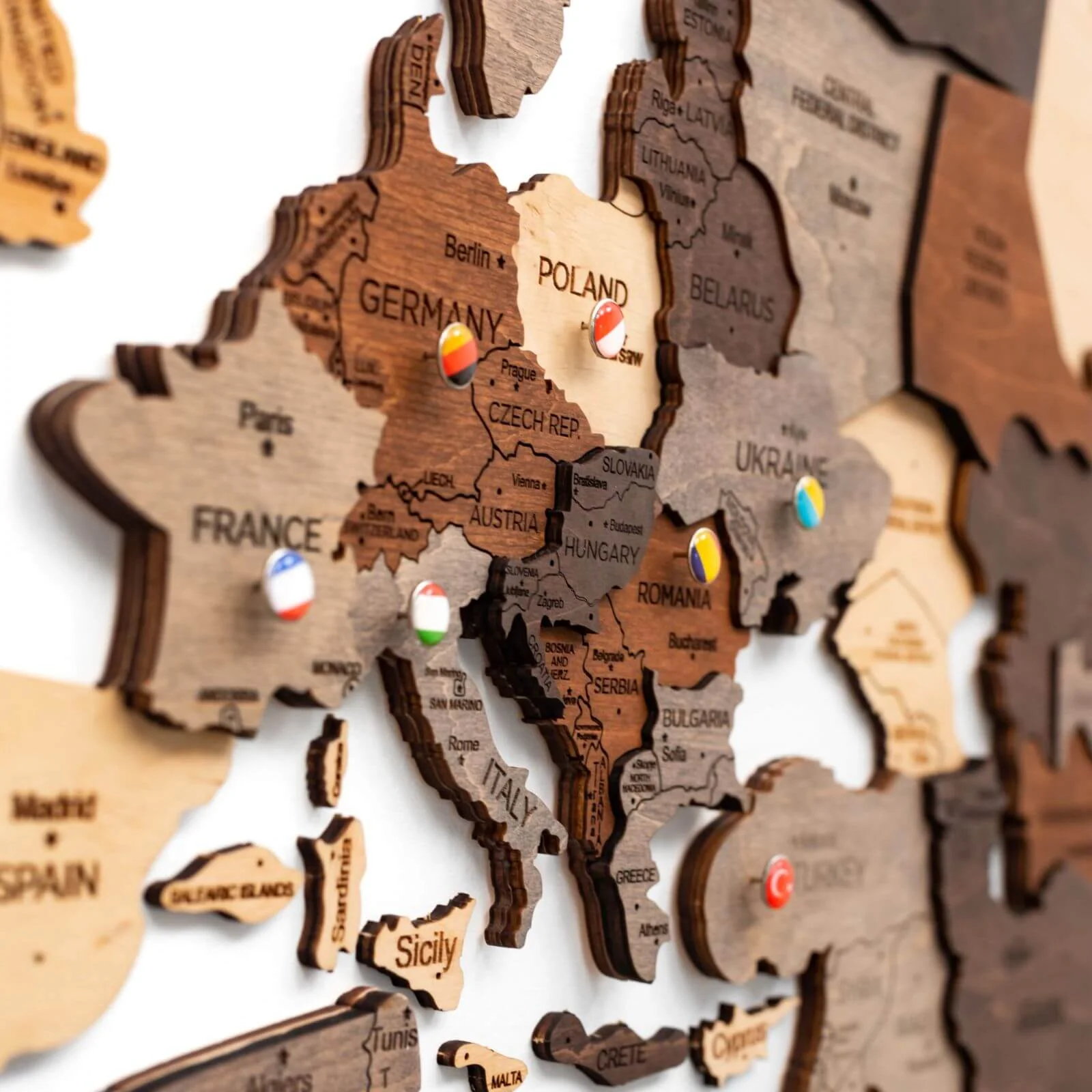 3D Wooden World Map Multicolor (for US only) - Image 4