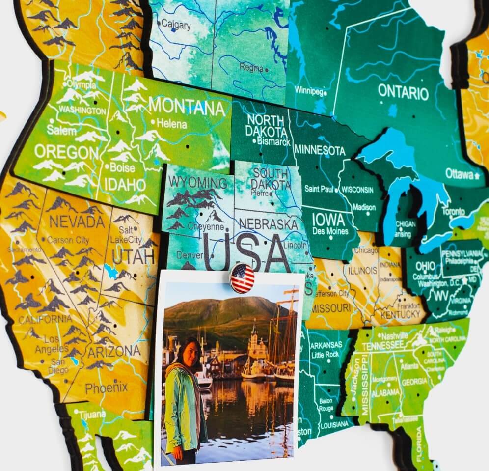 3D Wooden World Map Surface - Image 2