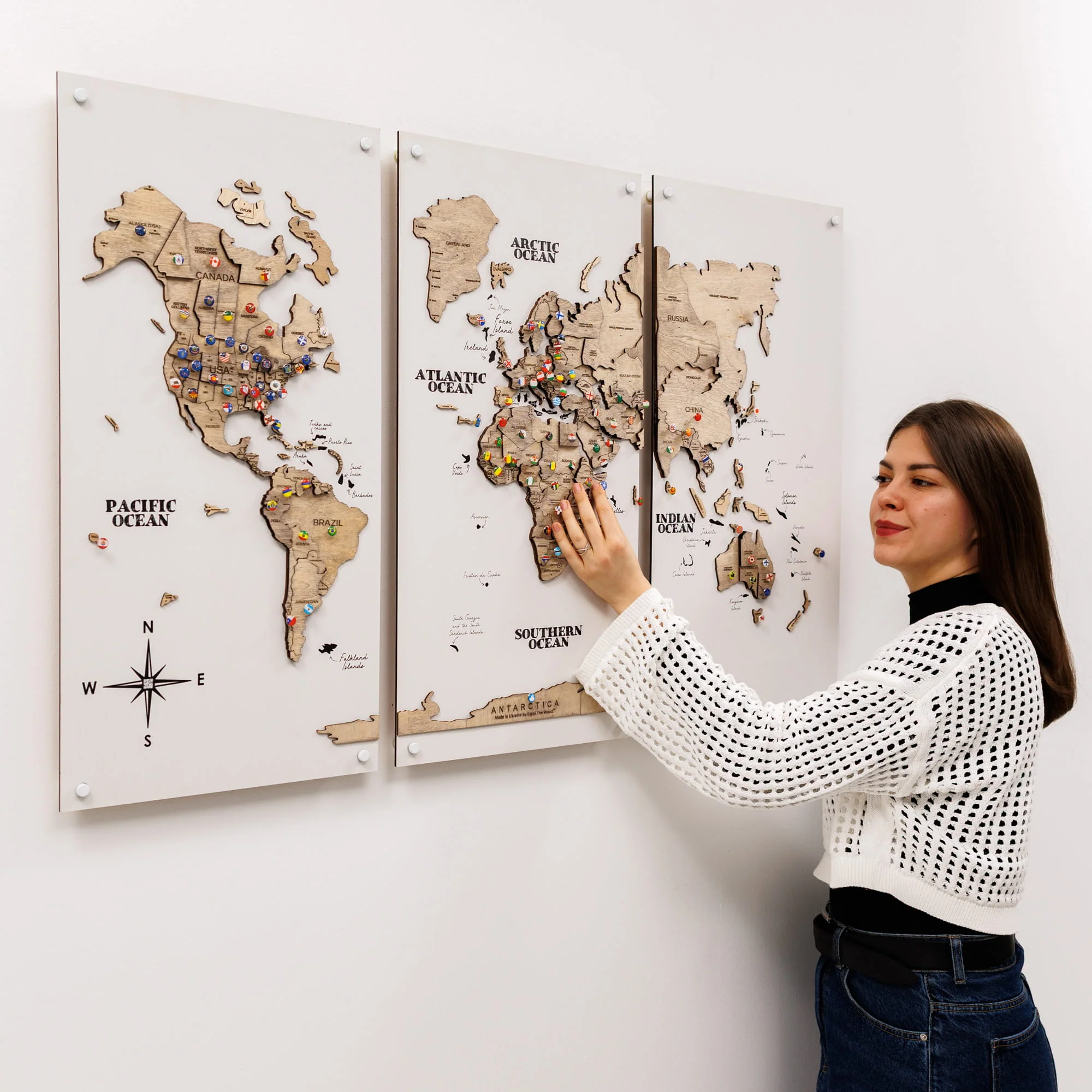 3D Wooden World Map Triptych Frameless - Terra - Image 16