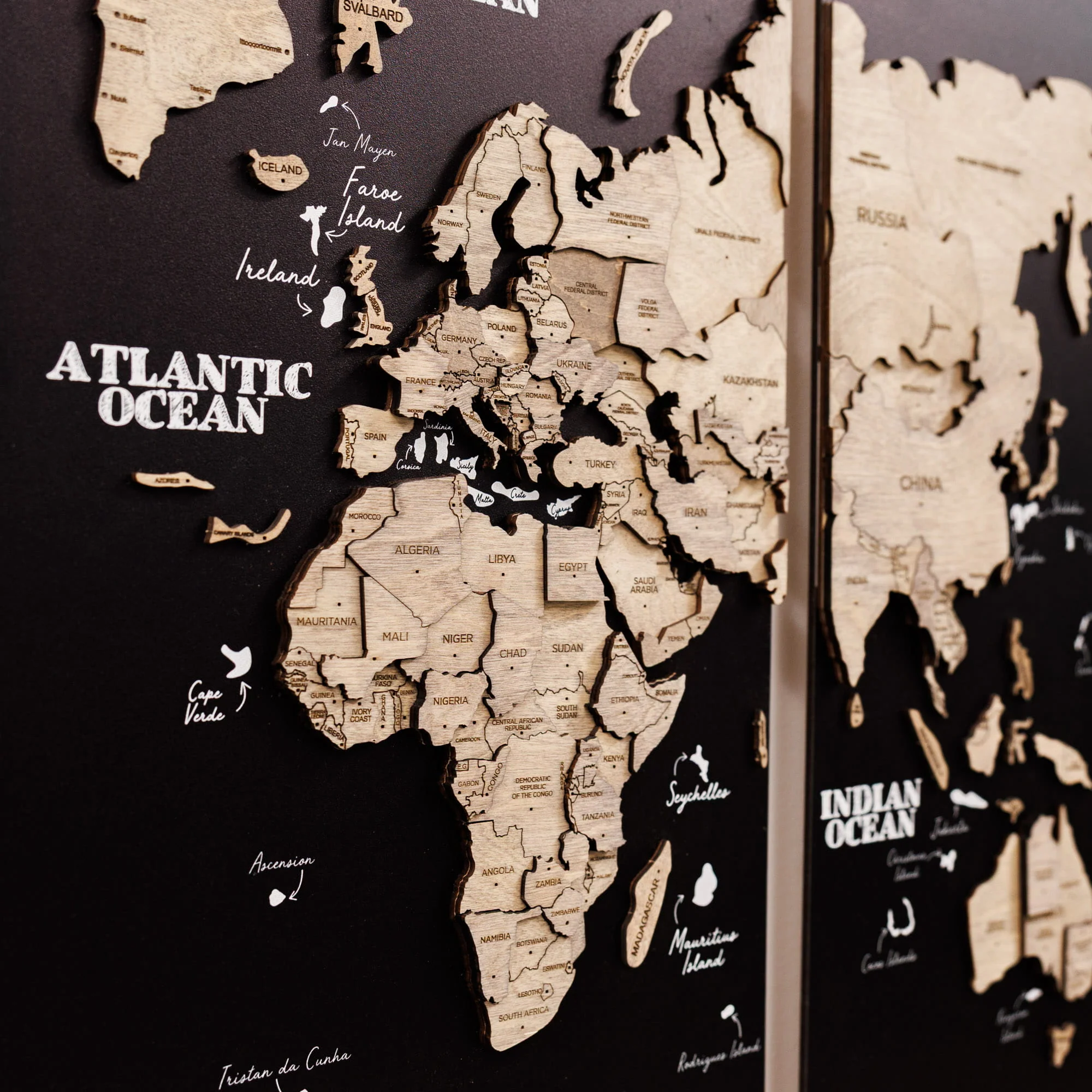 3D Wooden World Map Triptych Frameless - Terra - Image 17