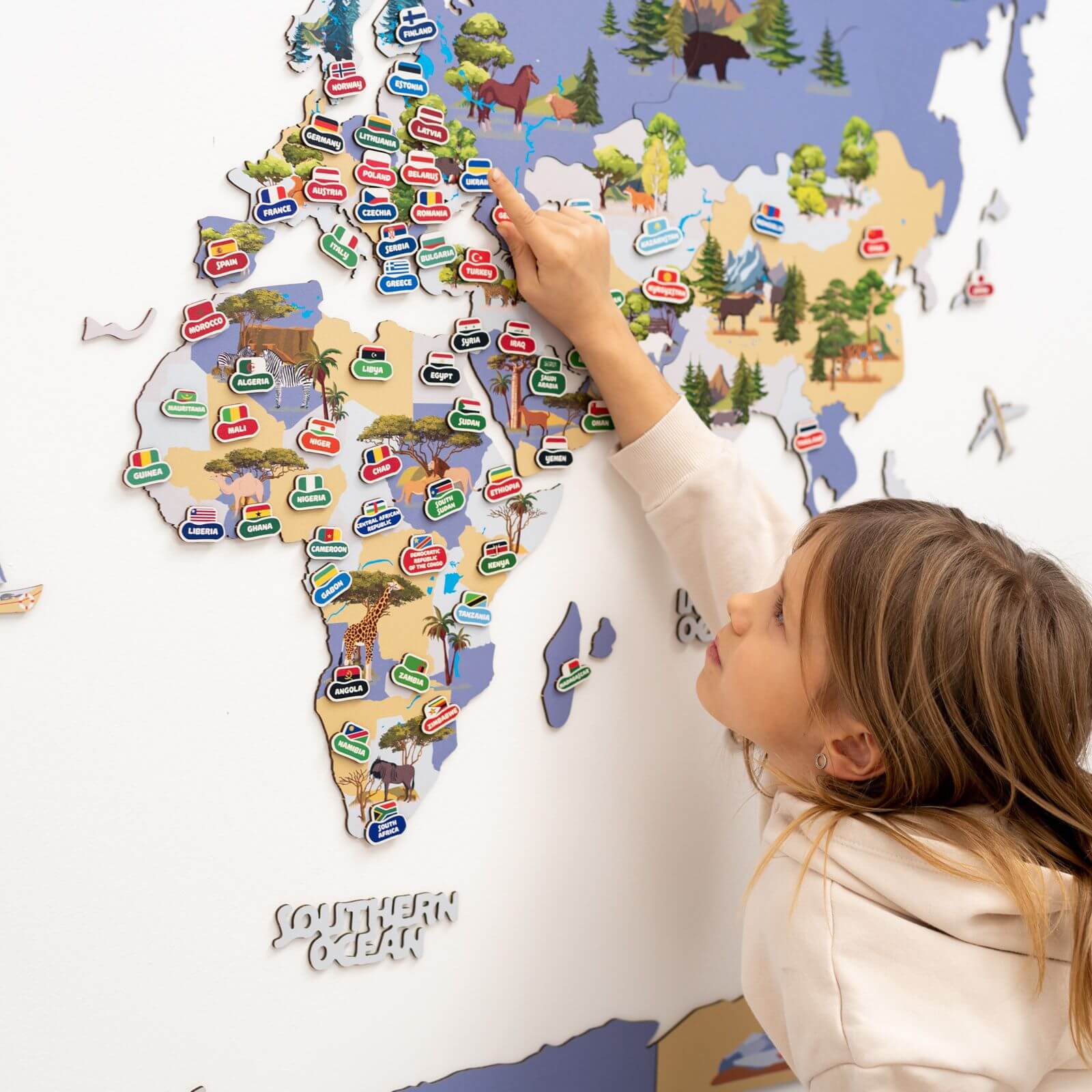 Animal World Map Indigo - Image 5