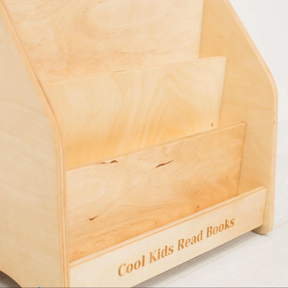 Front facing bookshelf - Image 6