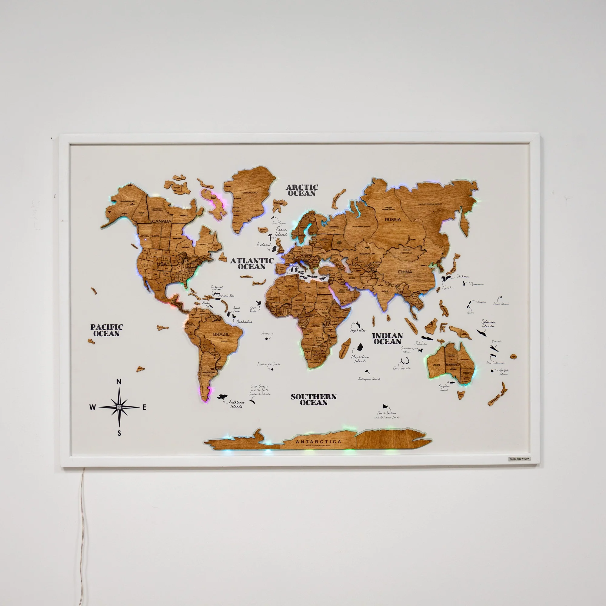 Map on Board LED 2.0 Oak - Image 5