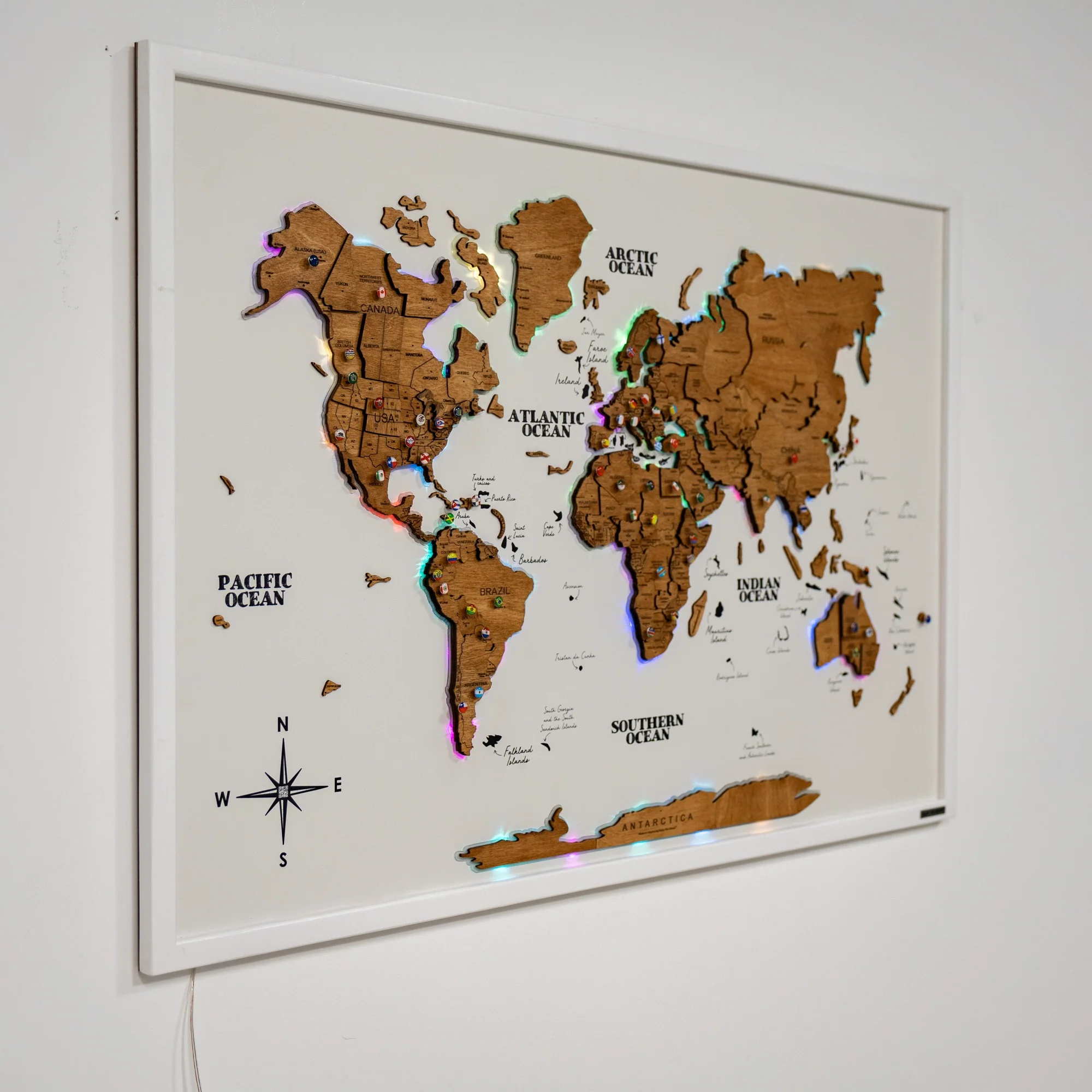 Map on Board LED 2.0 Oak - Image 8