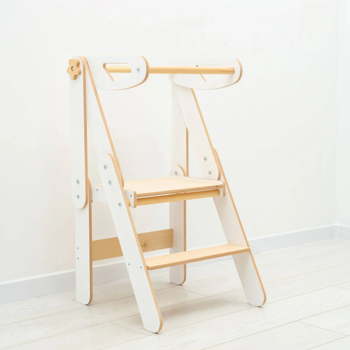 Montessori Learning Tower - Image 4