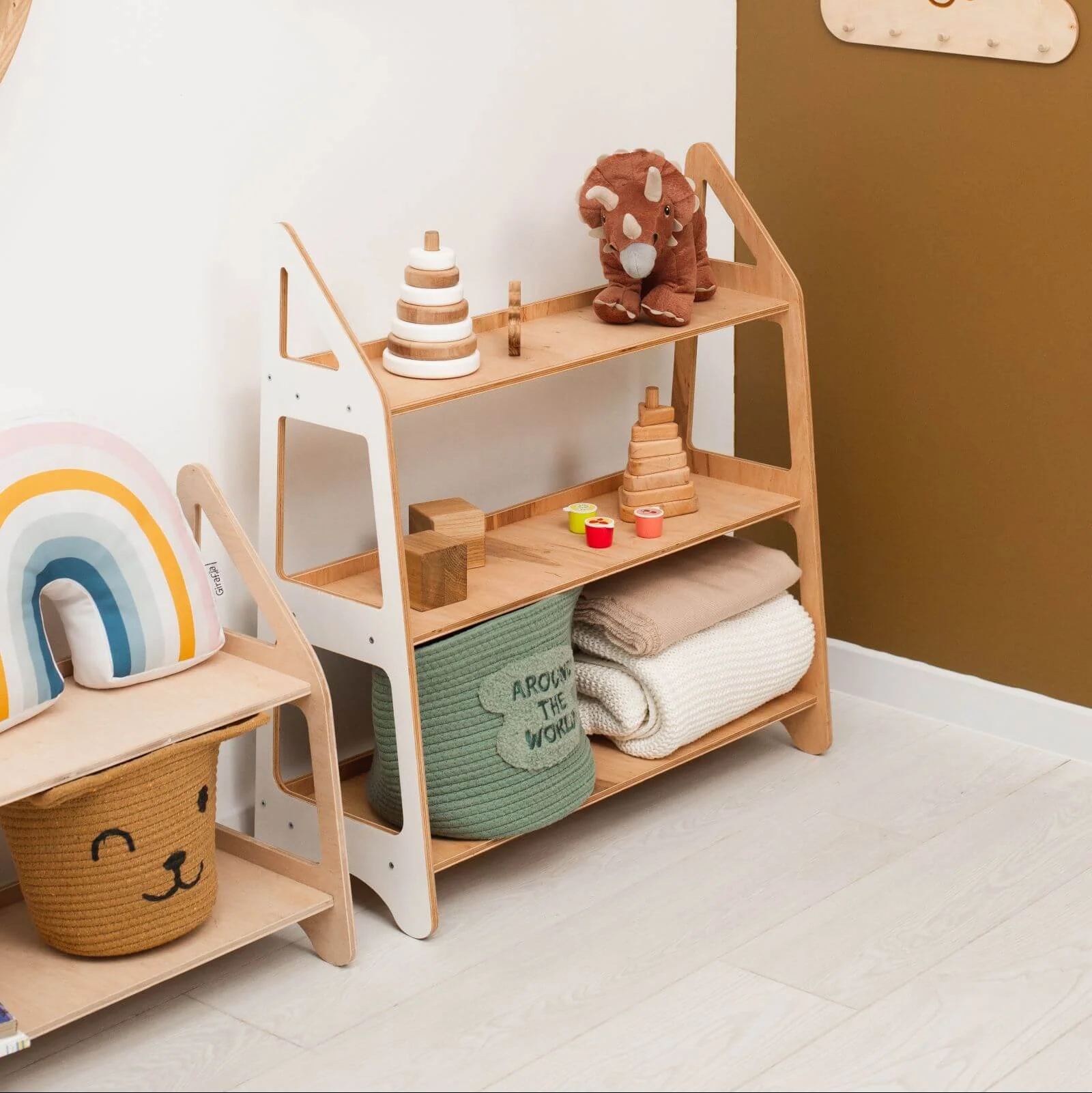 Montessori Toy Shelf - Image 4