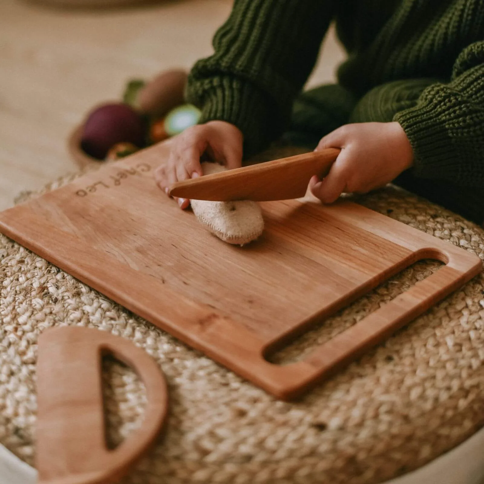 Safe Cutting Board and Knives - Image 11