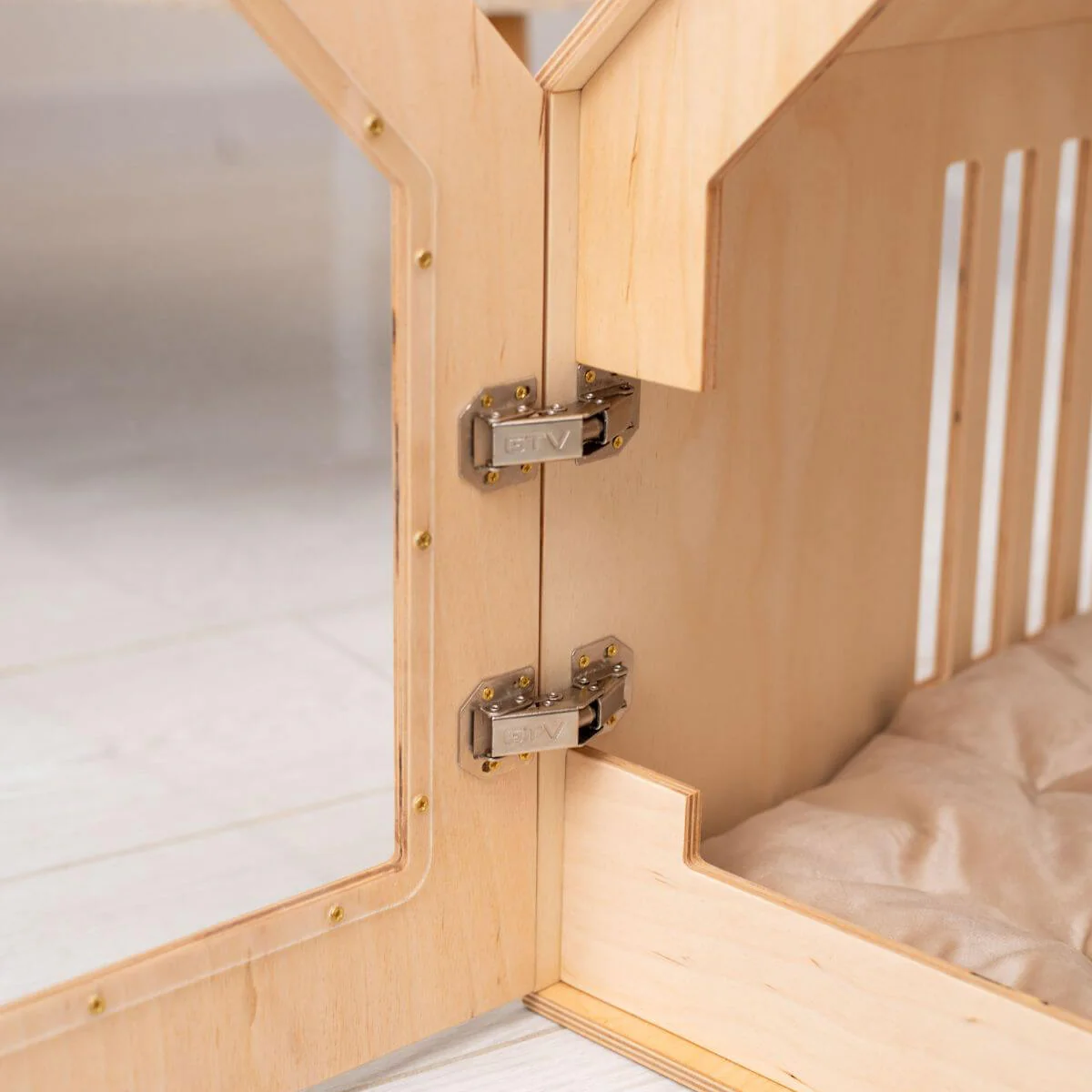 Small Indoor Dog House - Image 10