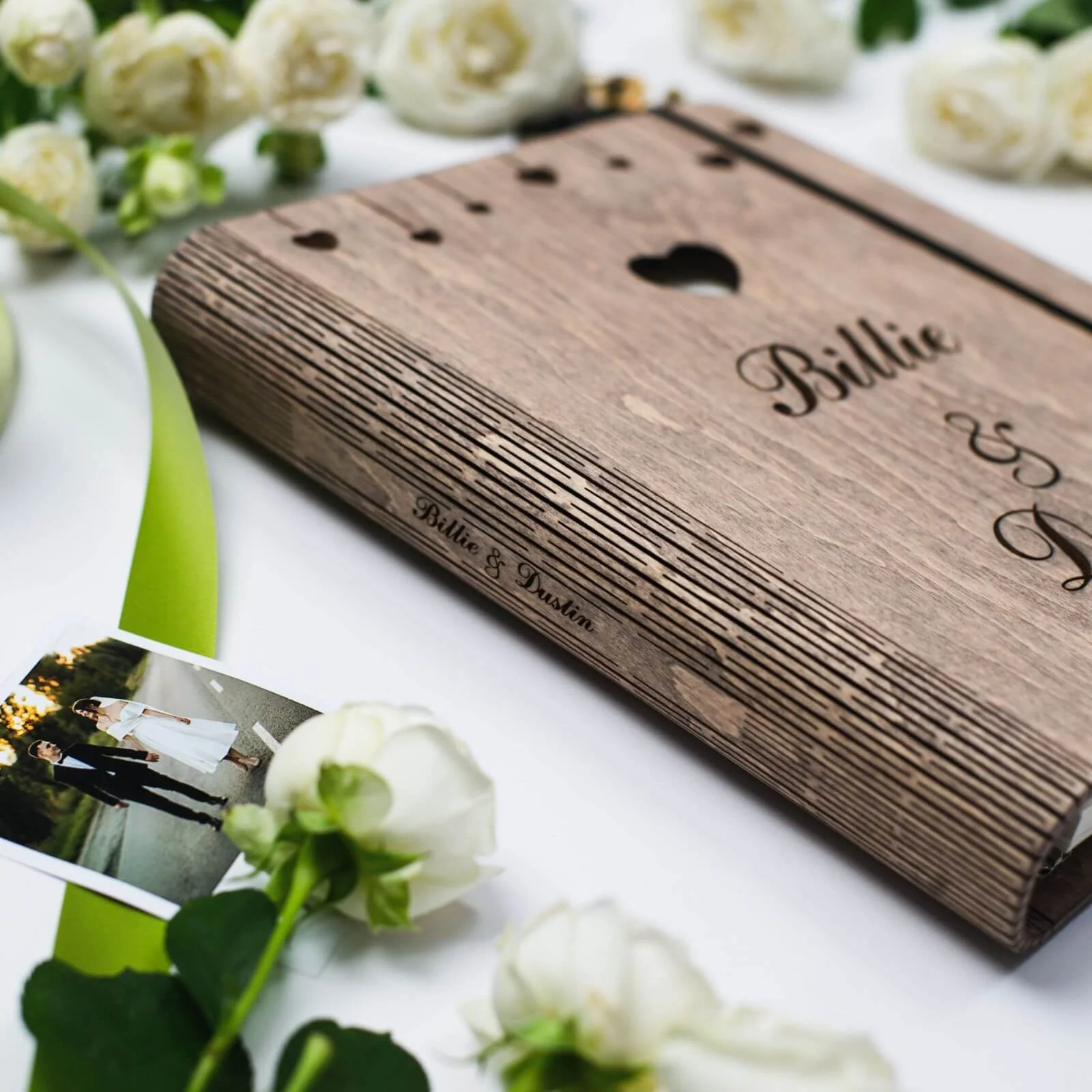Wedding Album Sweethearts - Image 9