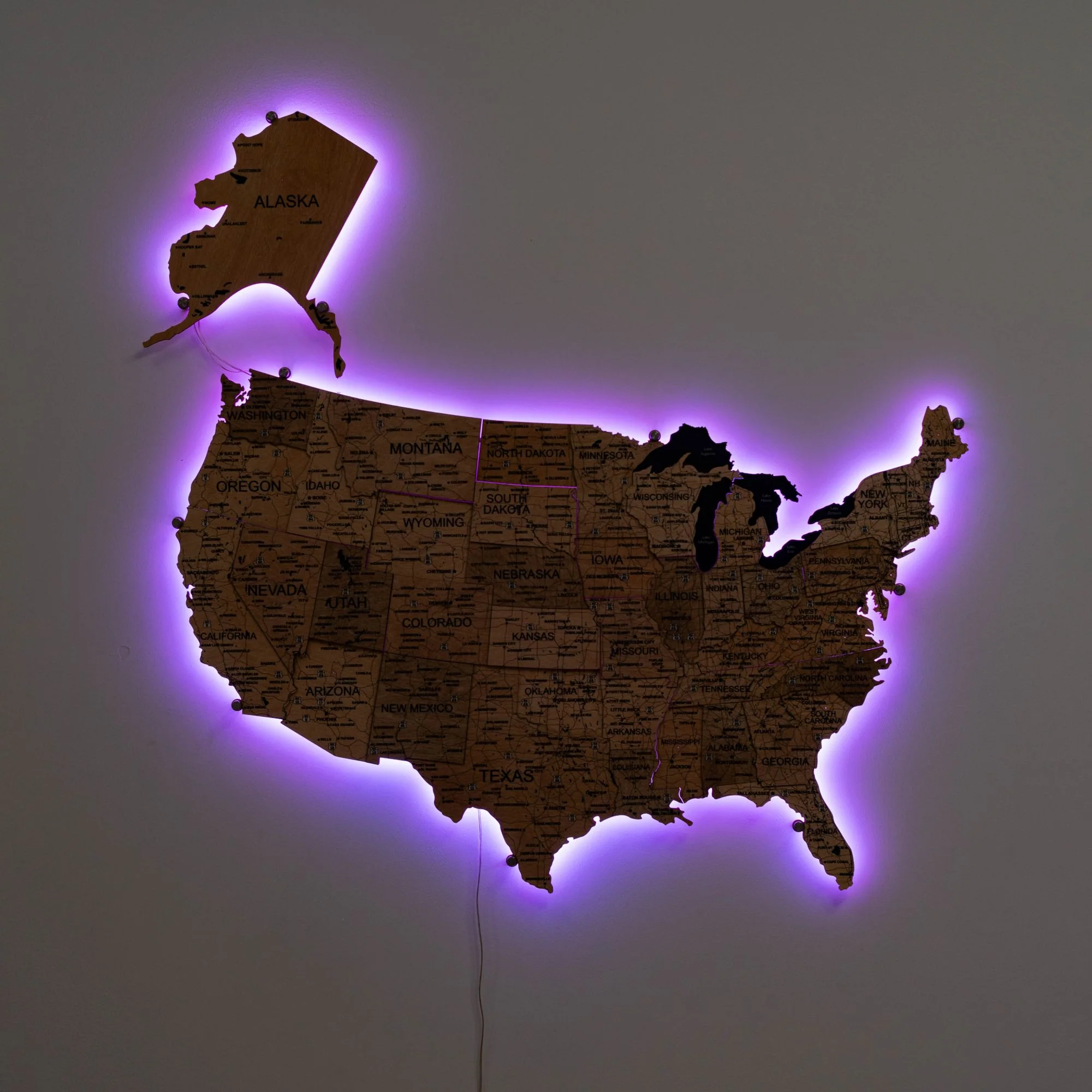 Wooden 3d LED Map of USA  - Gold - Image 18