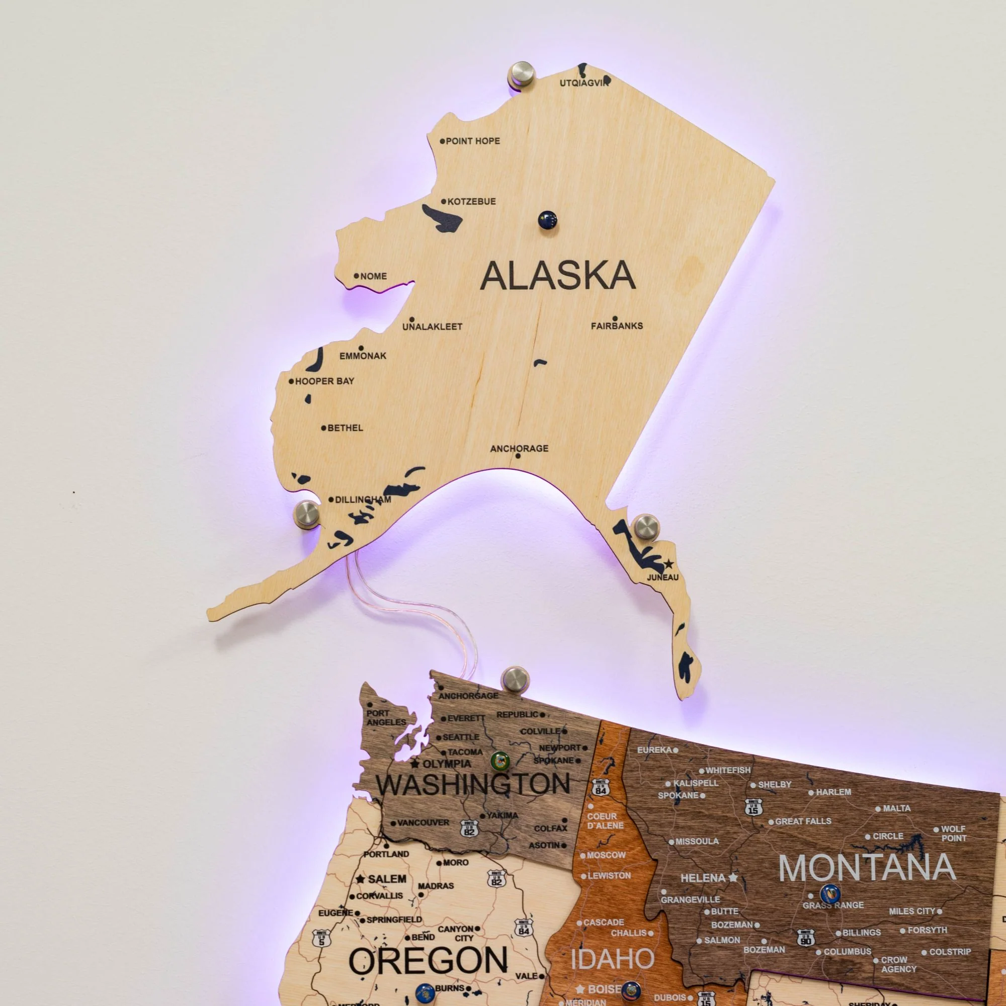 Wooden 3d LED Map of USA - Multicolor - Image 11