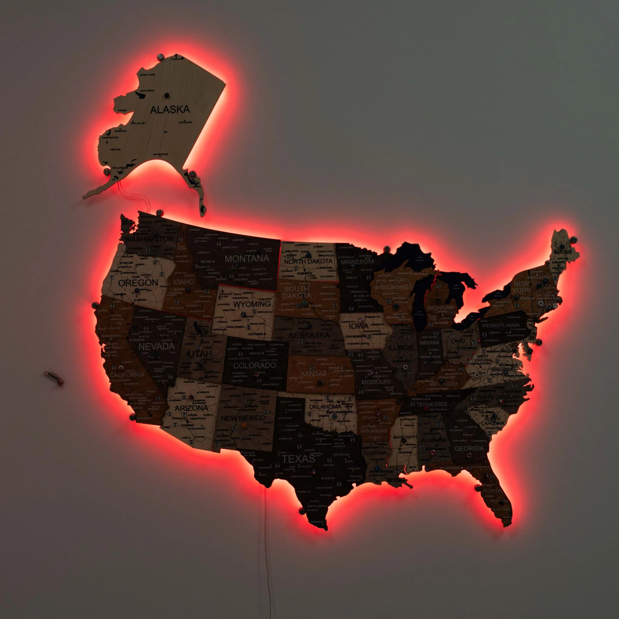 Wooden 3d LED Map of USA - Multicolor - Image 13