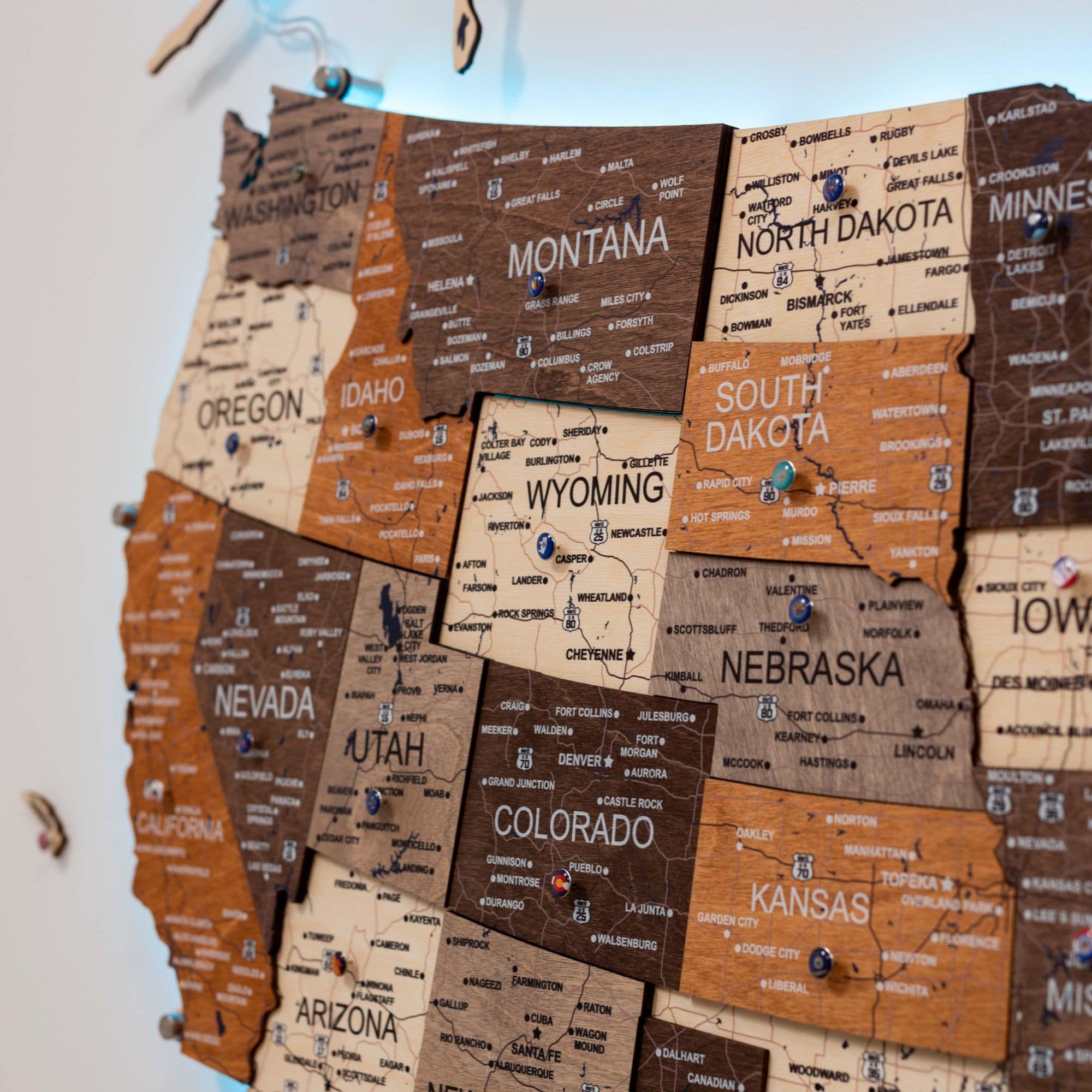 Wooden 3d LED Map of USA - Multicolor - Image 2