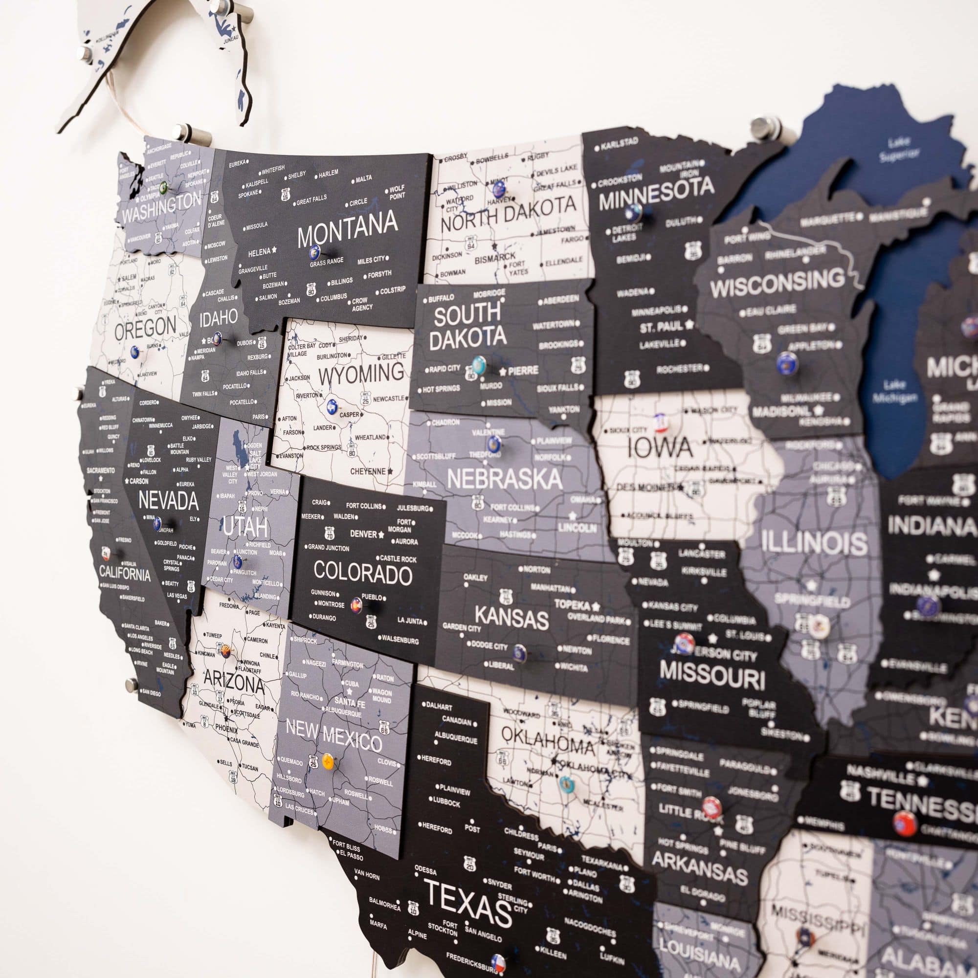 Wooden 3d LED Map of USA - Nordik - Image 17