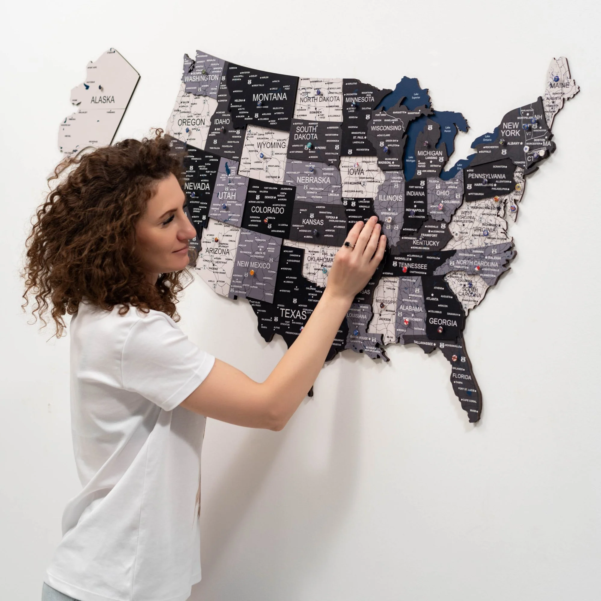 Wooden 3d Map of USA - Nordik - Image 9