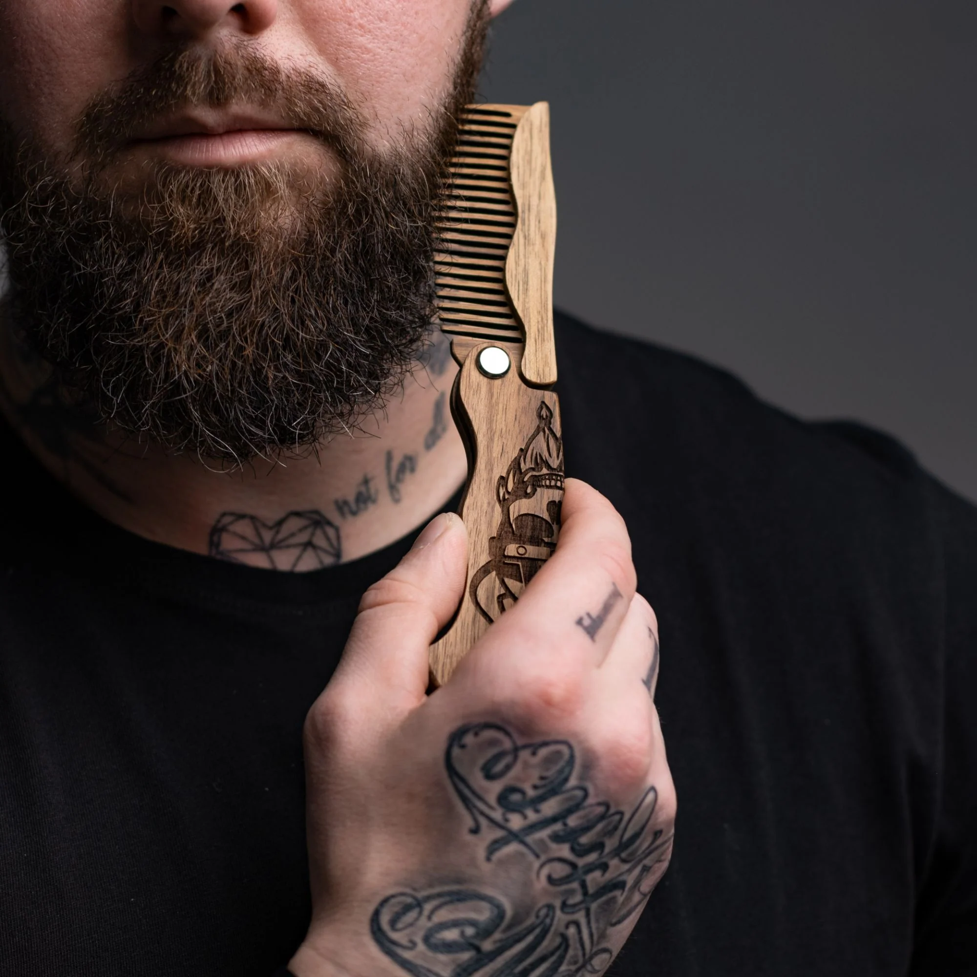 Wooden Beard Comb – Viking Design - Image 6