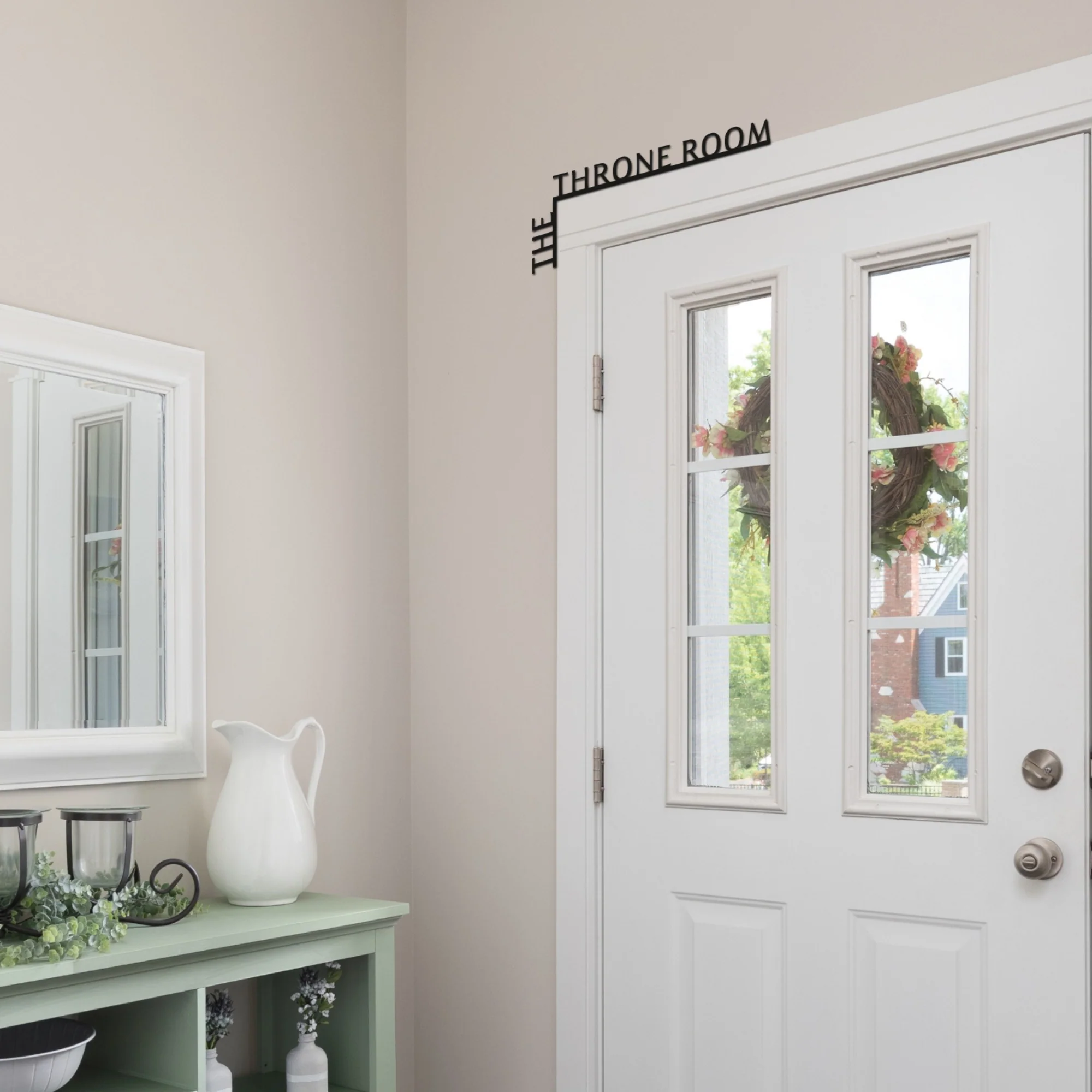 Wooden Corner Quote – The Throne Room - Image 6