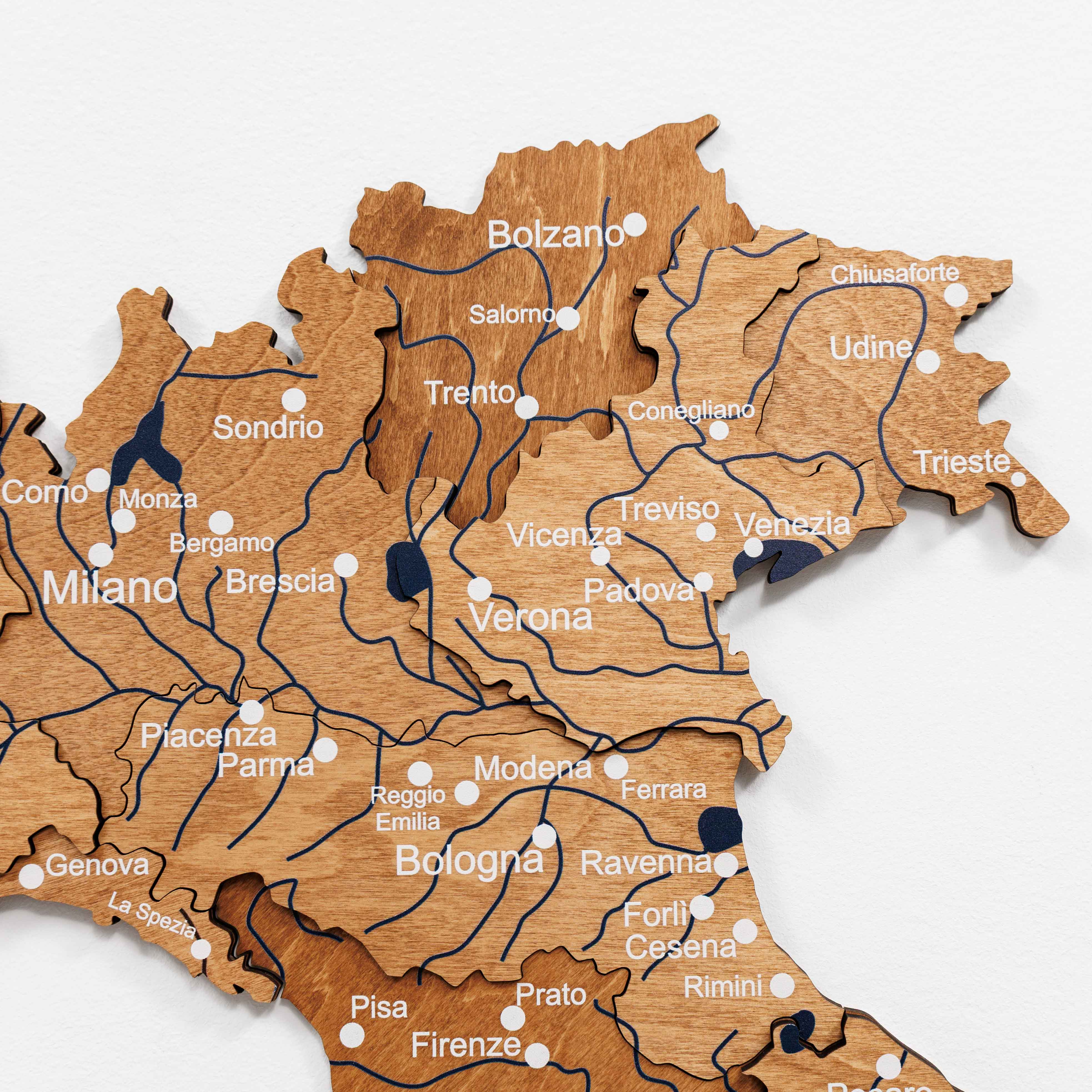 Wooden Map of Italy – Oak - Image 3