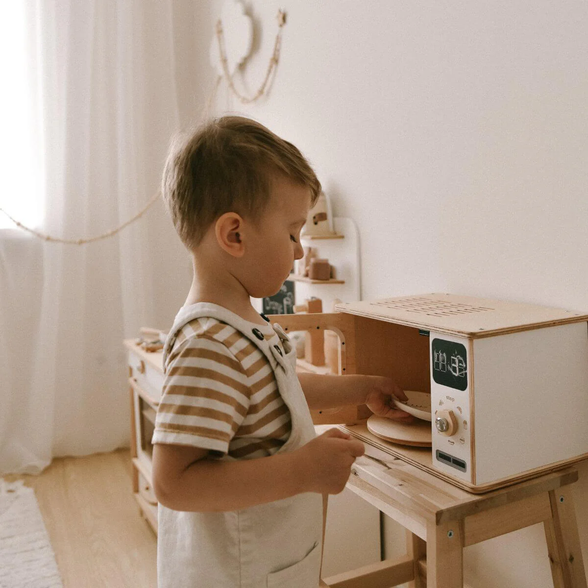 Wooden Microwave Toy - Image 4
