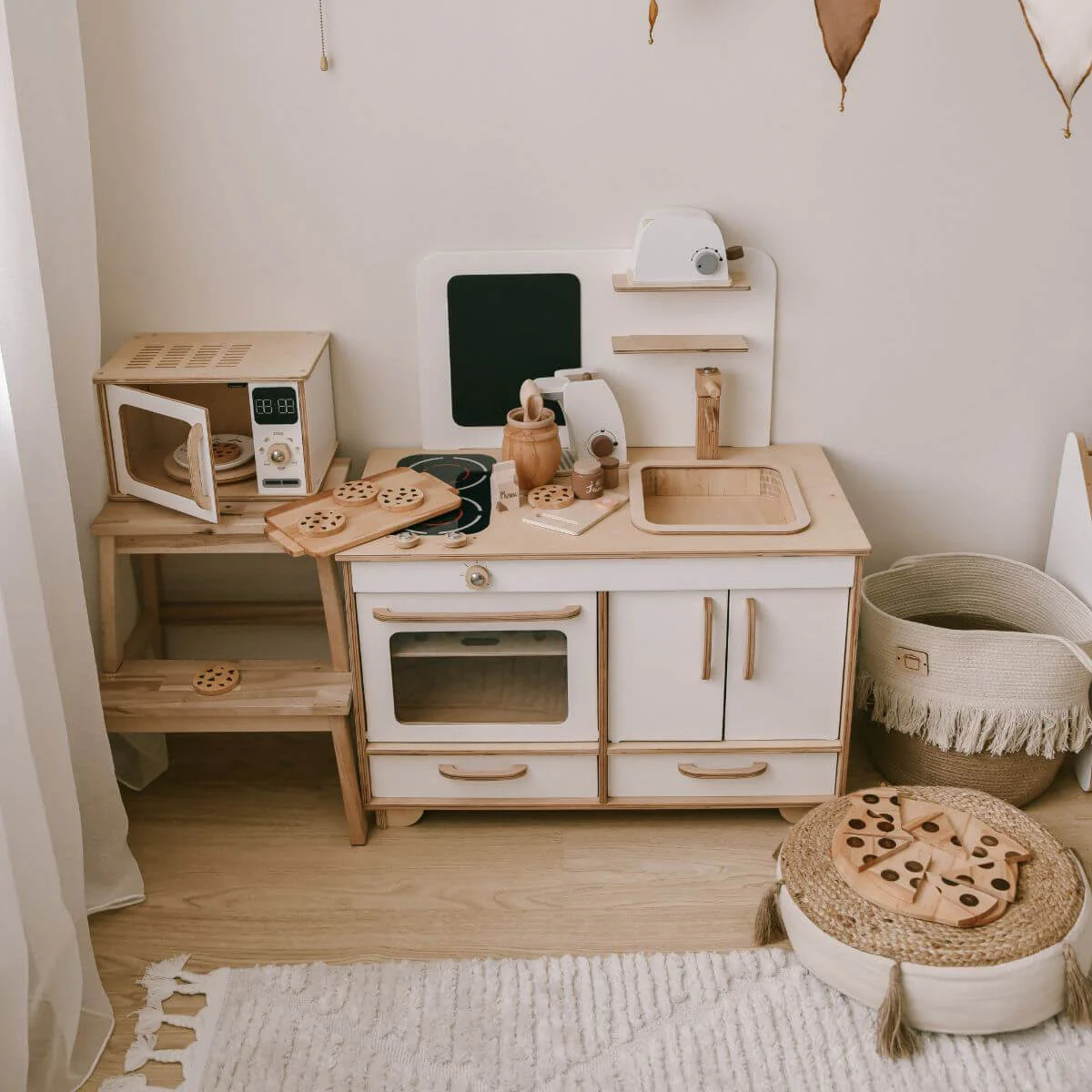 Wooden Microwave Toy - Image 7