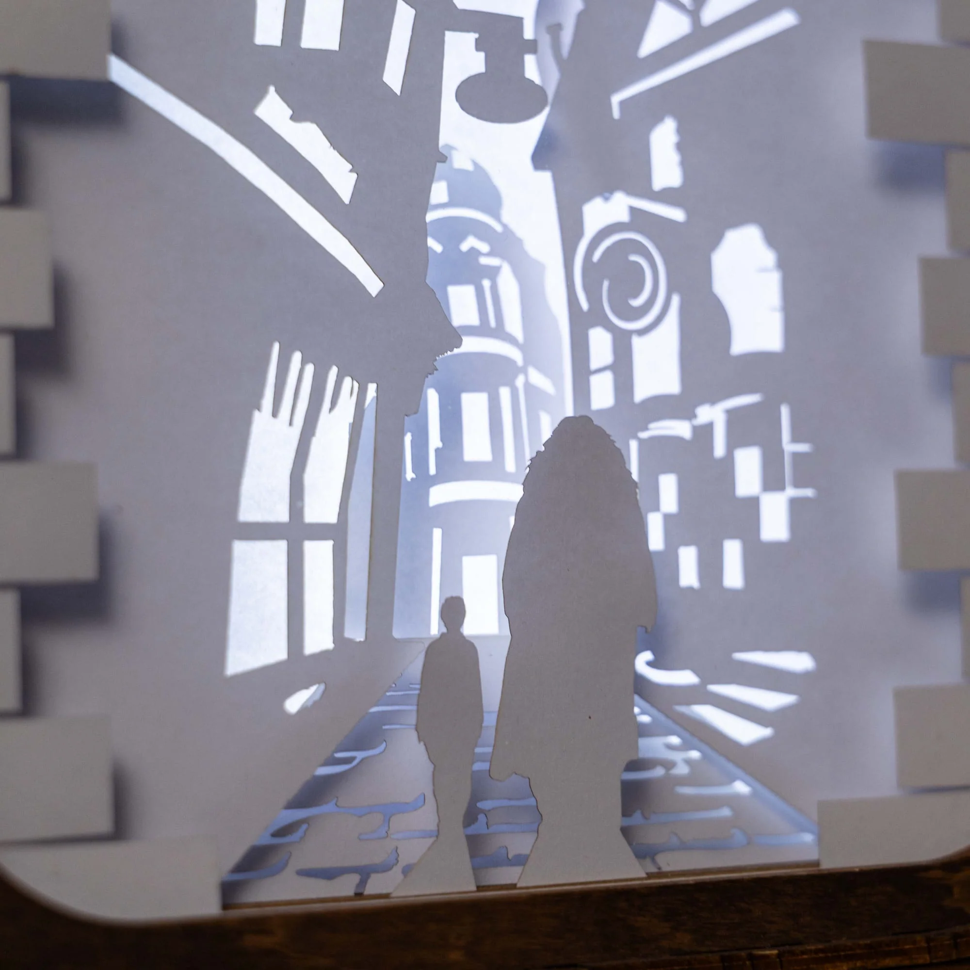 Wooden Harry Potter Night Light - Diagon Alley - Image 3