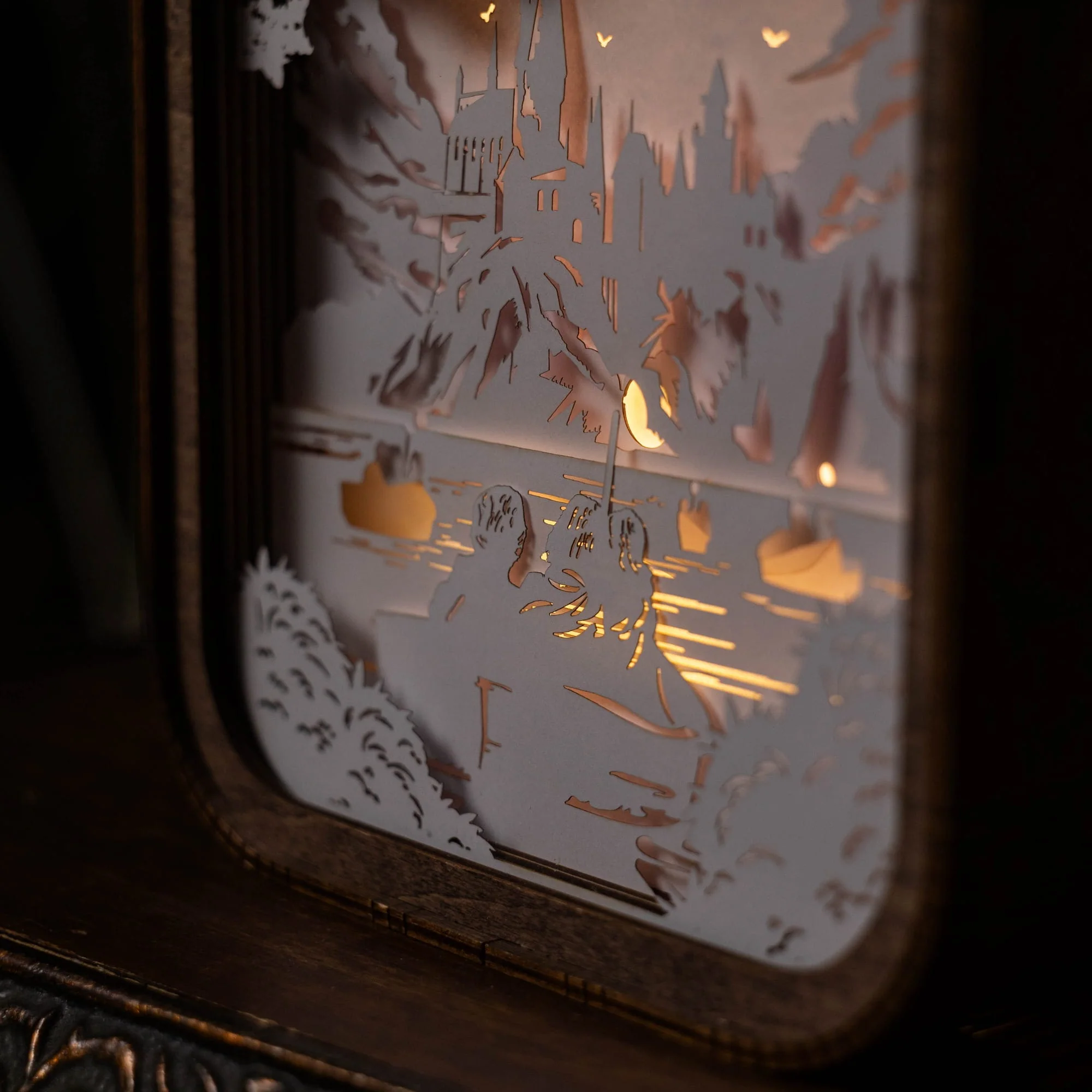 Wooden Harry Potter Night Light - Journey to Hogwarts - Image 4