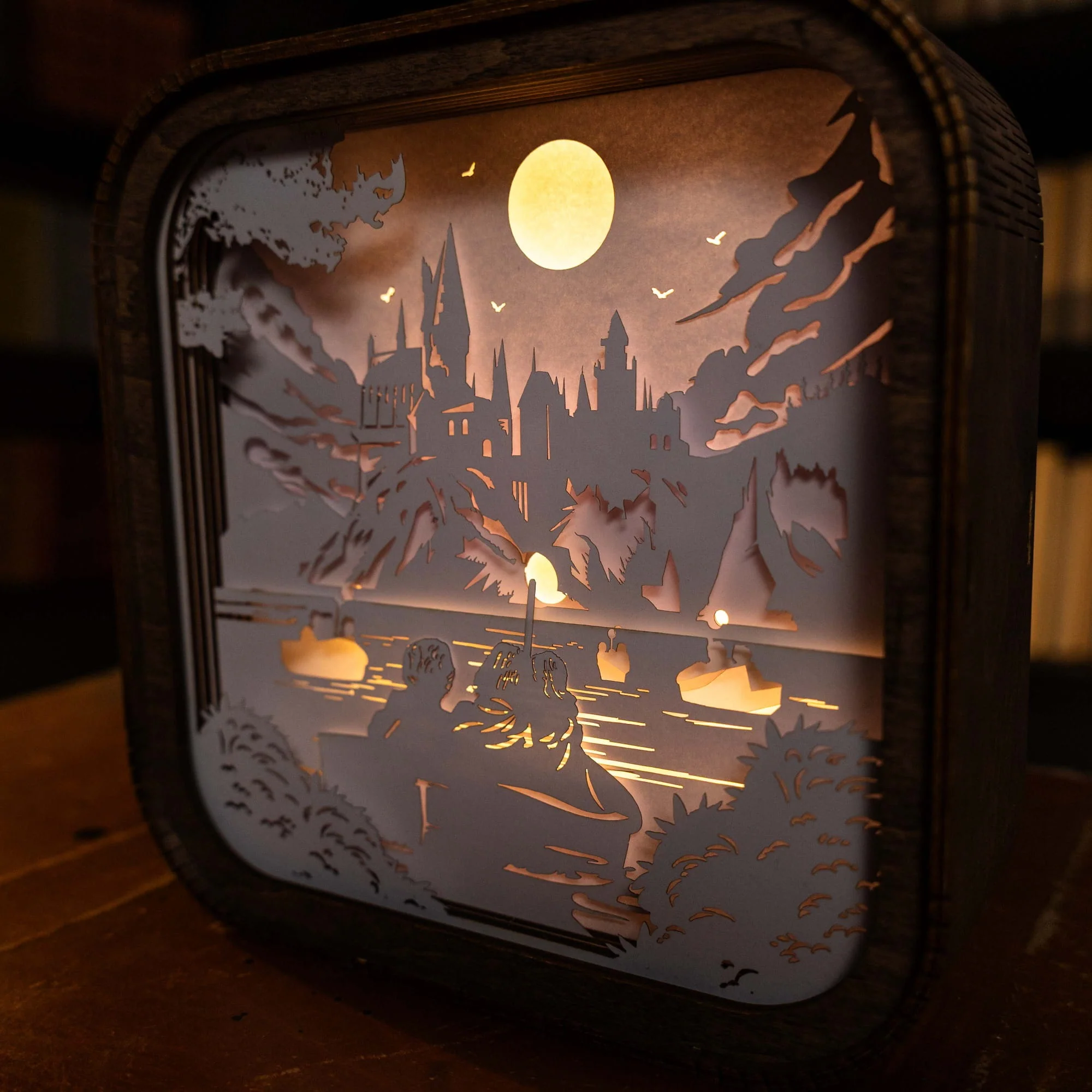 Wooden Harry Potter Night Light - Journey to Hogwarts - Image 8