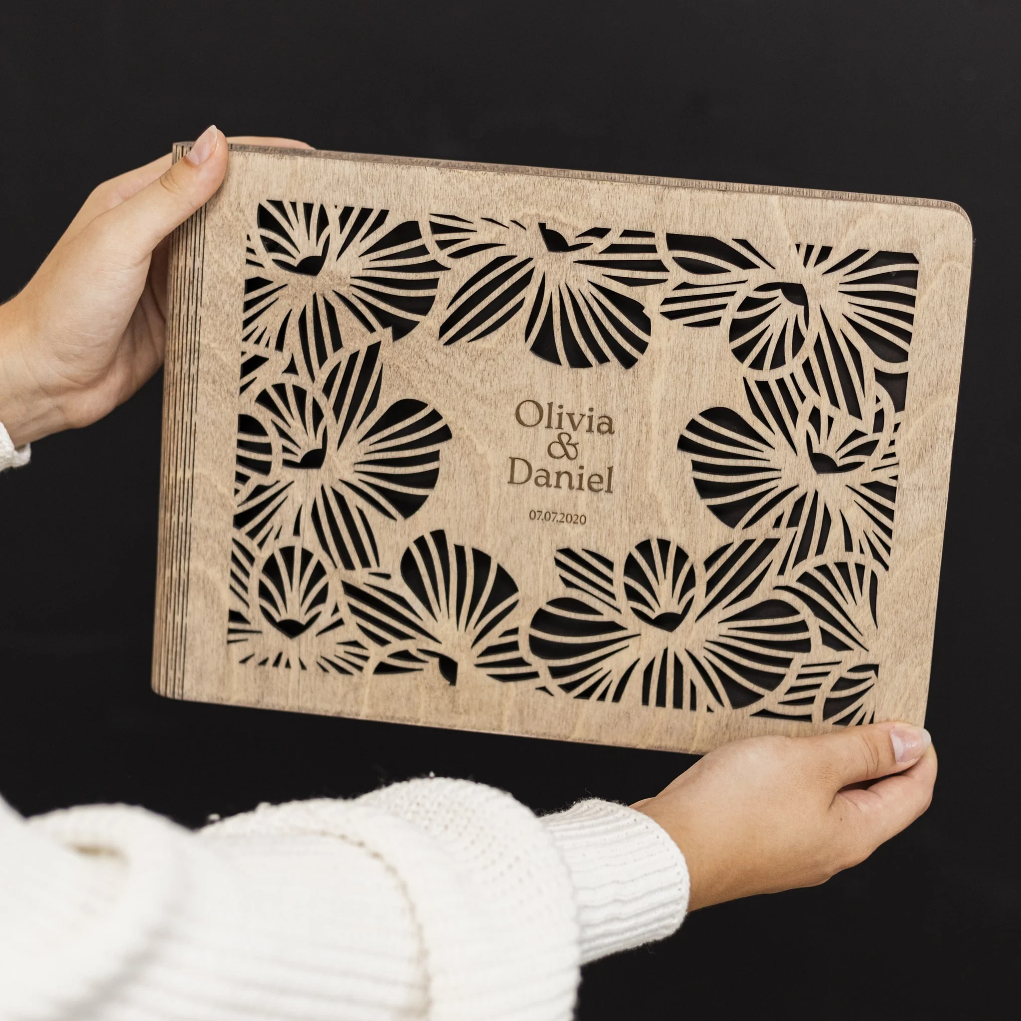 Wooden Photo Album - Orchid - Image 3