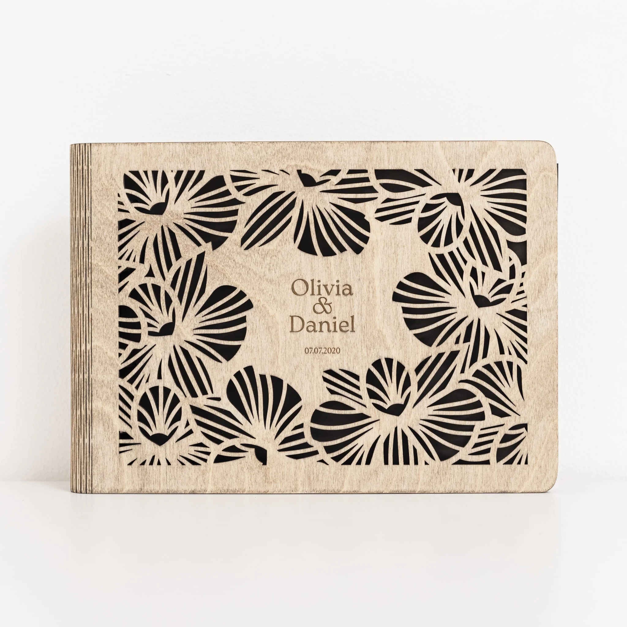Wooden Photo Album - Orchid - Image 4