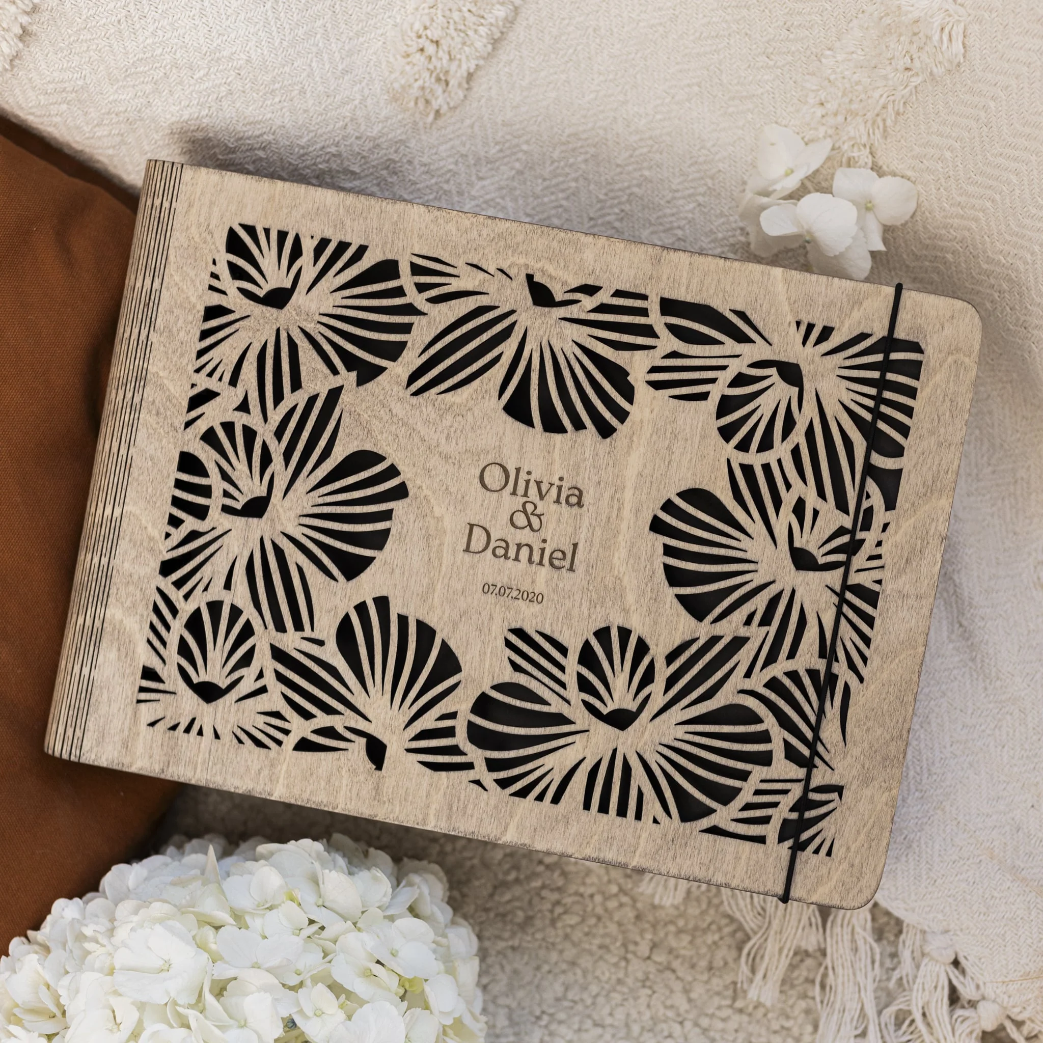 Wooden Photo Album - Orchid - Image 6