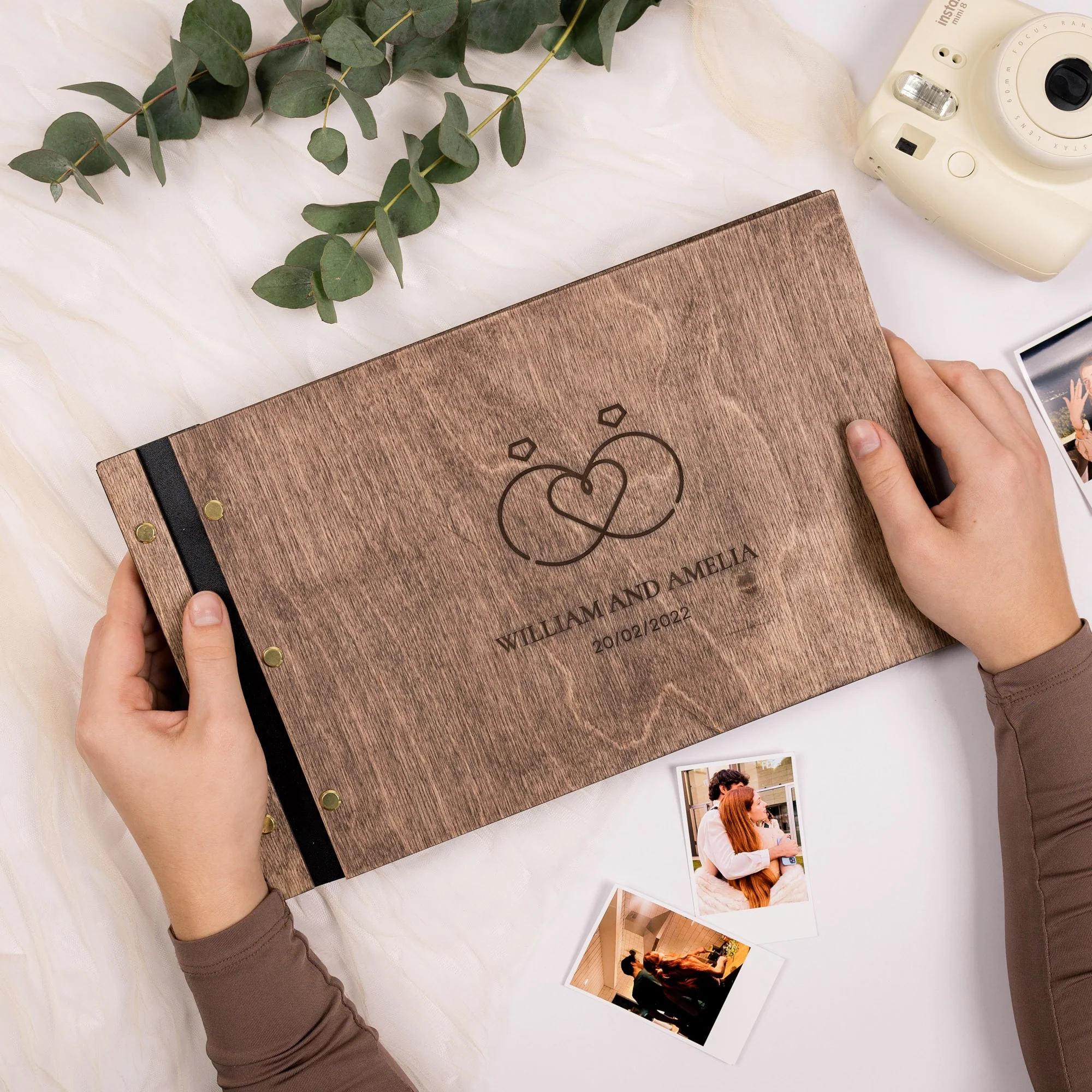Wooden Photo Album - Rings - Image 3