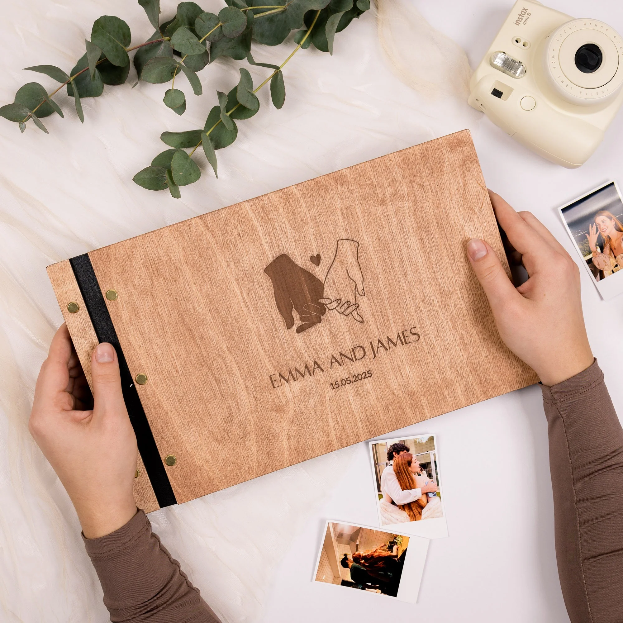 Wooden Photo Album - Silhouette - Image 4