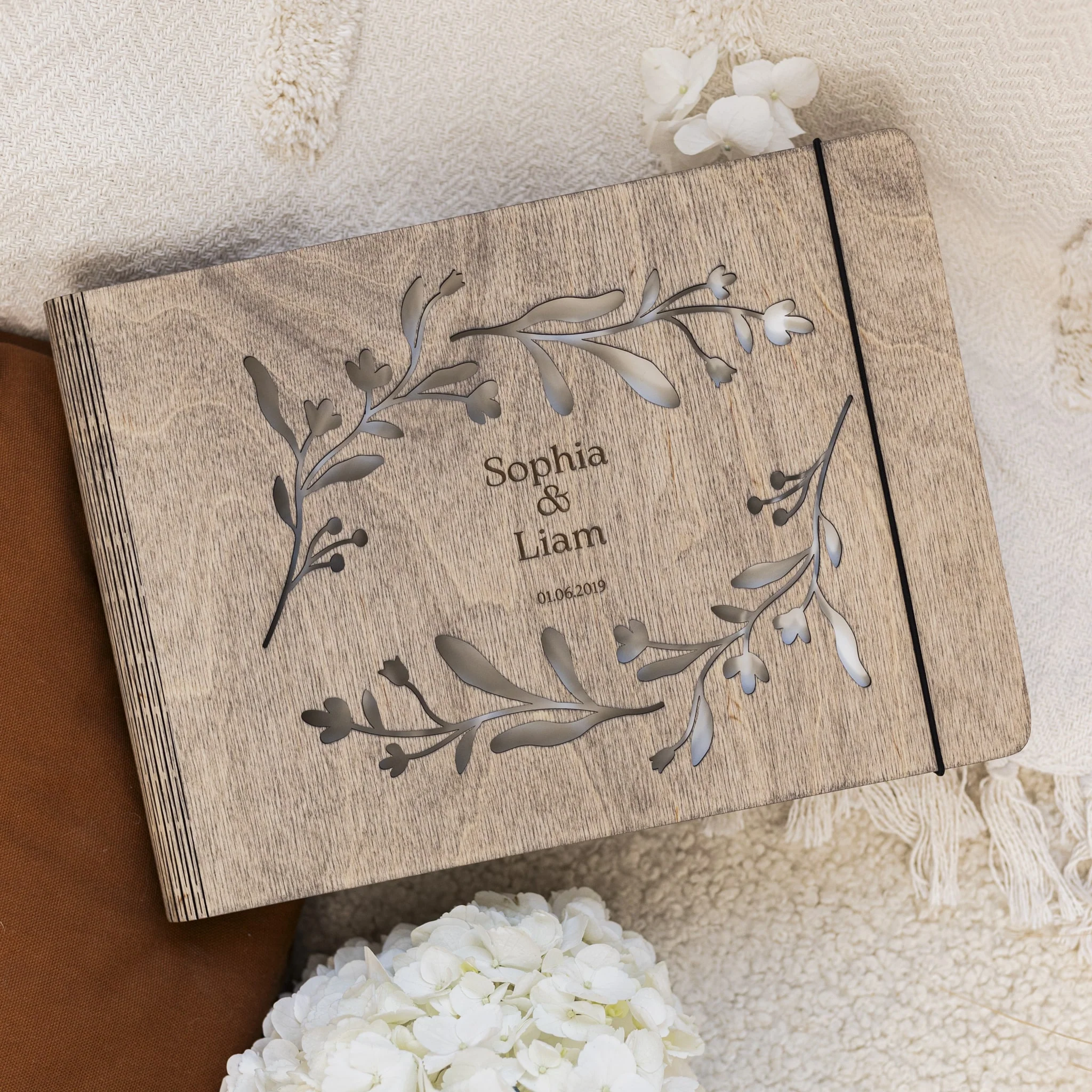Wooden Photo Album - Vine - Image 6