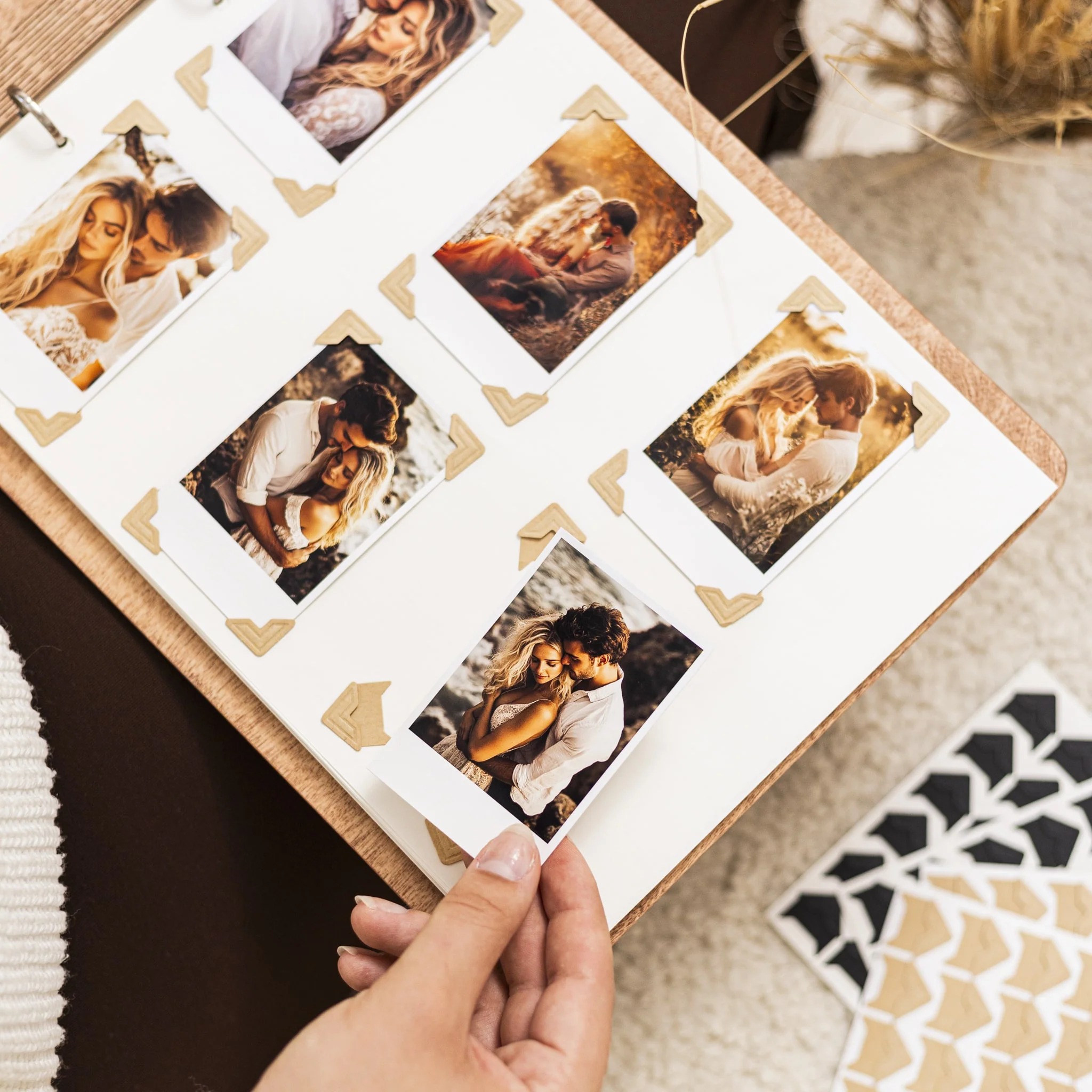 Wooden Photo Album - Bloomheart - Image 6