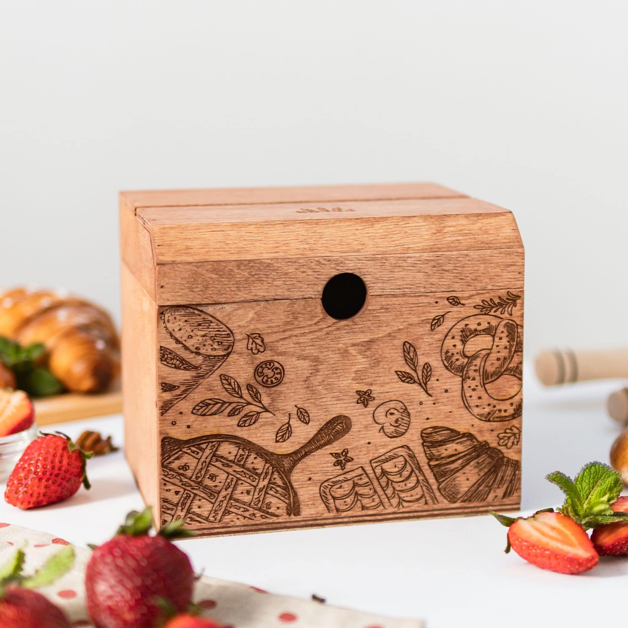 Wooden Recipe Box – Bakery Theme - Image 5
